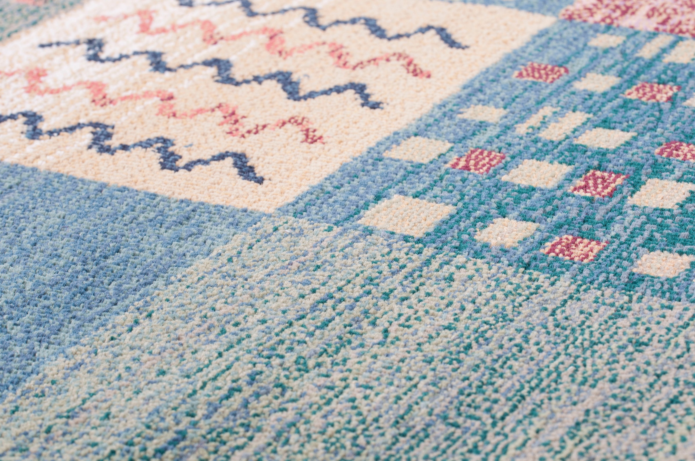 THEKO Tapis »Gabiro 2274« Rectangulaire 10 mm Höhe Velours ras, design patchwork, salon