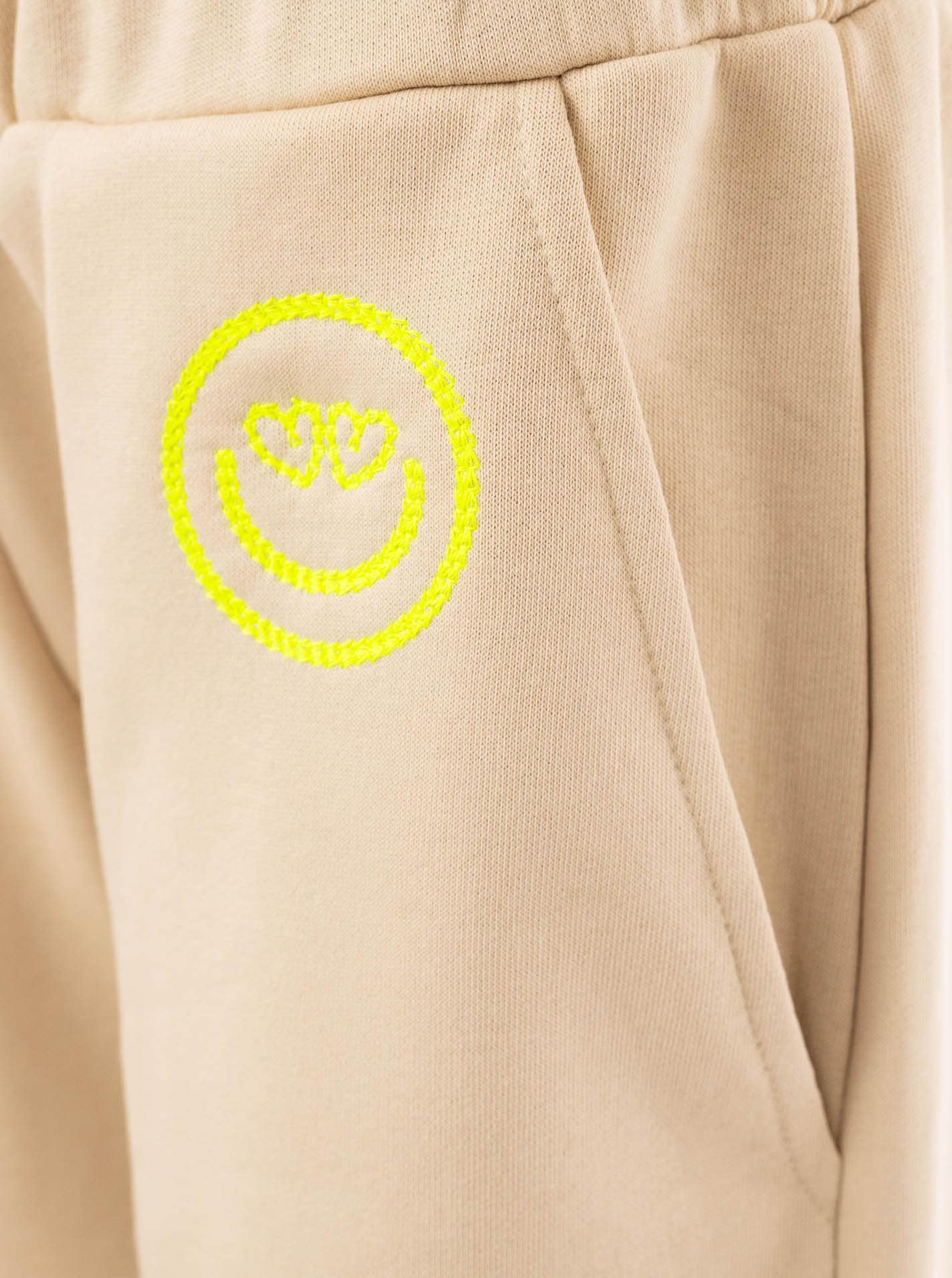 Zwillingsherz Pantalon sweat »"Alissa"«  mit Print und Neon Stickerei , Kordel und Eingriffstaschen