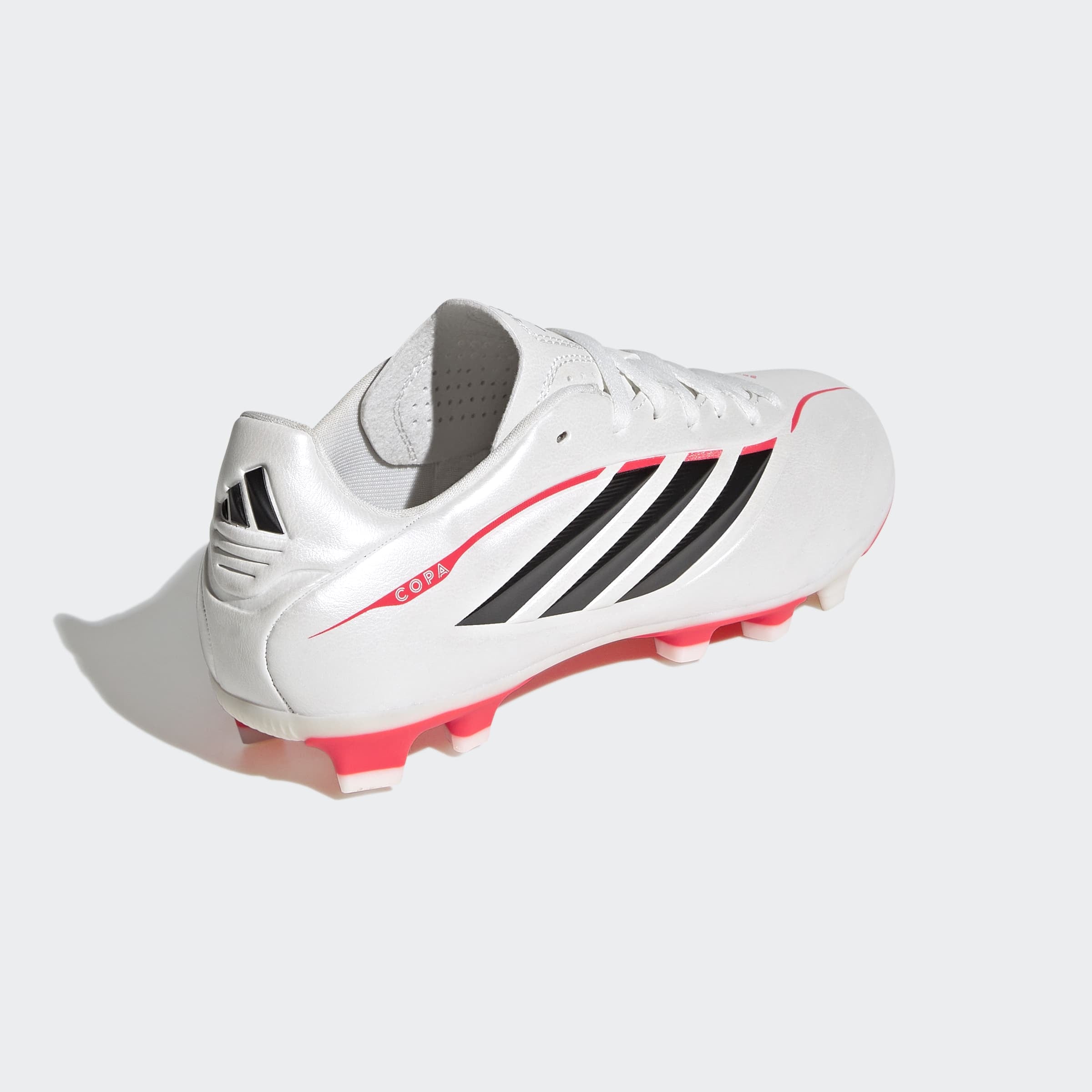 adidas Performance Fussballschuh »COPA PURE IV CLUB KIDS , FESTE/GEMISCHTE BÖDEN«  für viele verschiedene Böden geeignet