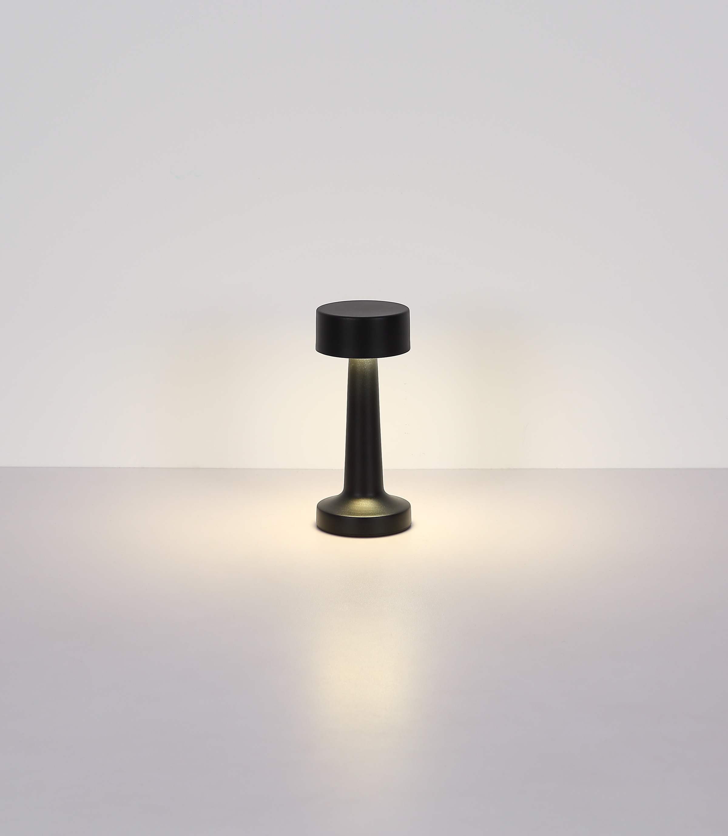 GLOBO LIGHTING Lampe de table LED »ANGELIKA - Akkutischleuchte« 1 cuis blanc chaud - blanc froid Design Tischleuchte, Akku, modern,  Akkulampe, CCT