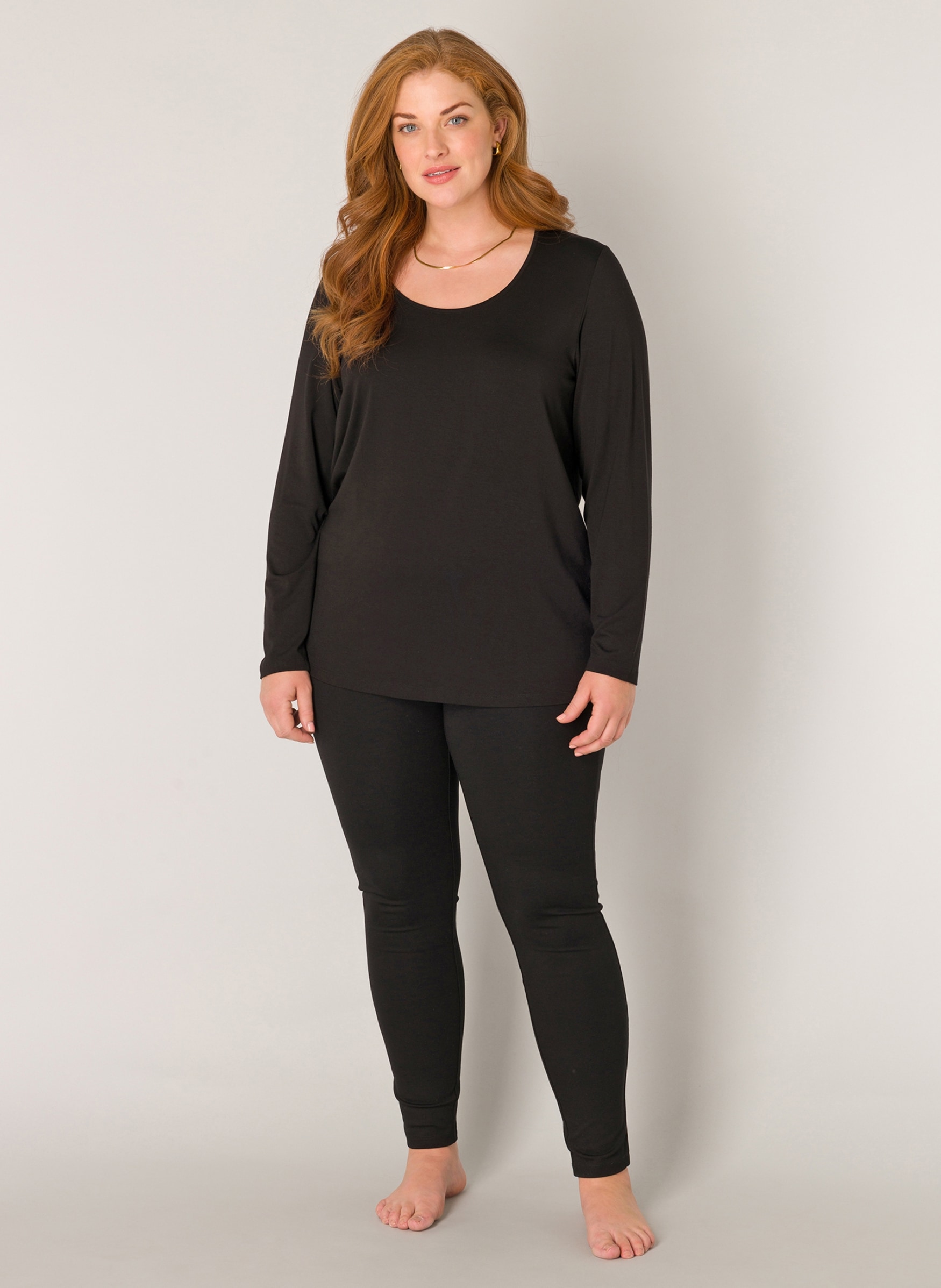 Base Level Curvy T-shirt à manches longues mit Rundhalsausschnitt