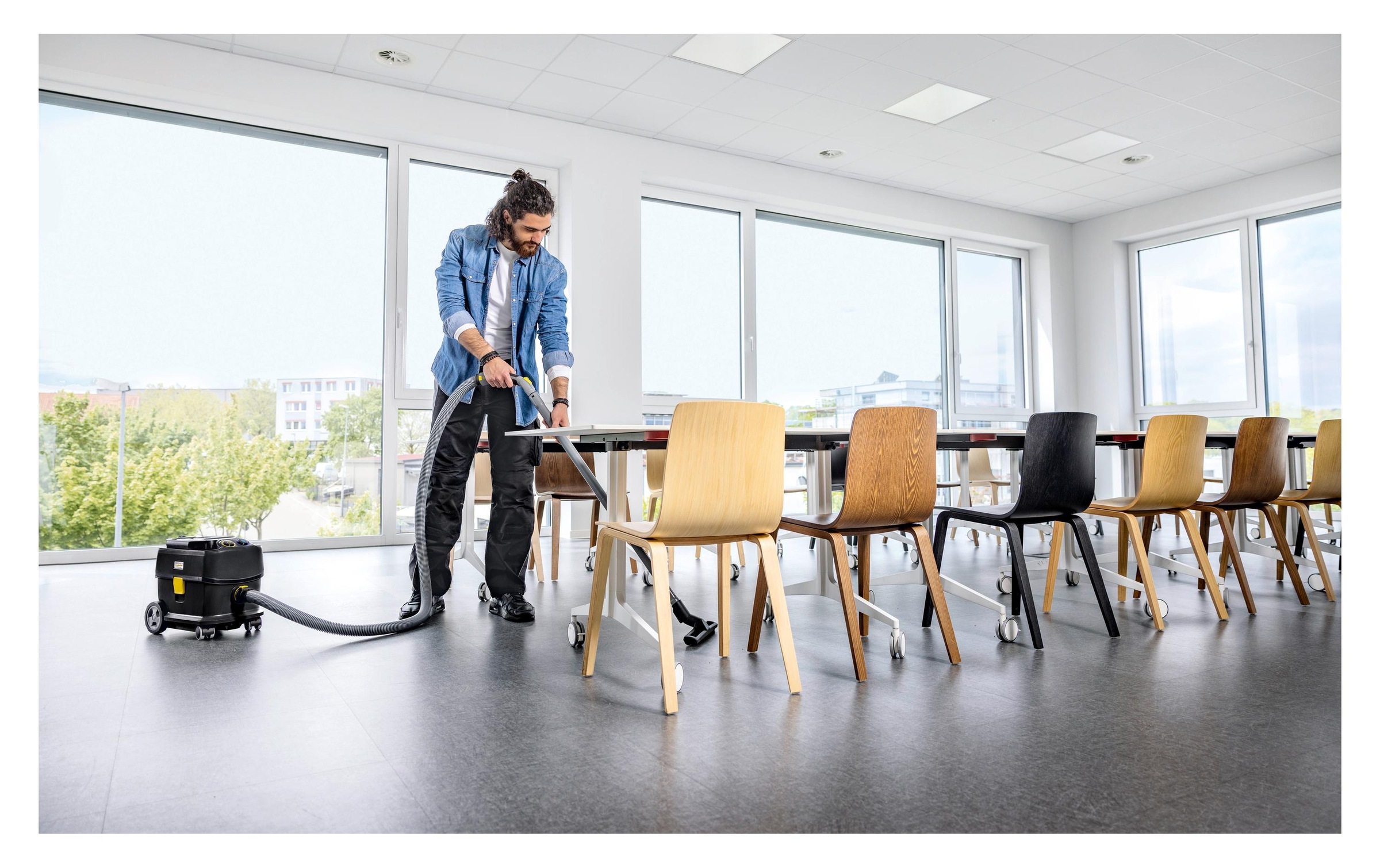 Kärcher Professional Aspirateur à sac à dos sans fil »T 10/1 Bp Adv Hepa Go!Further (EU)«