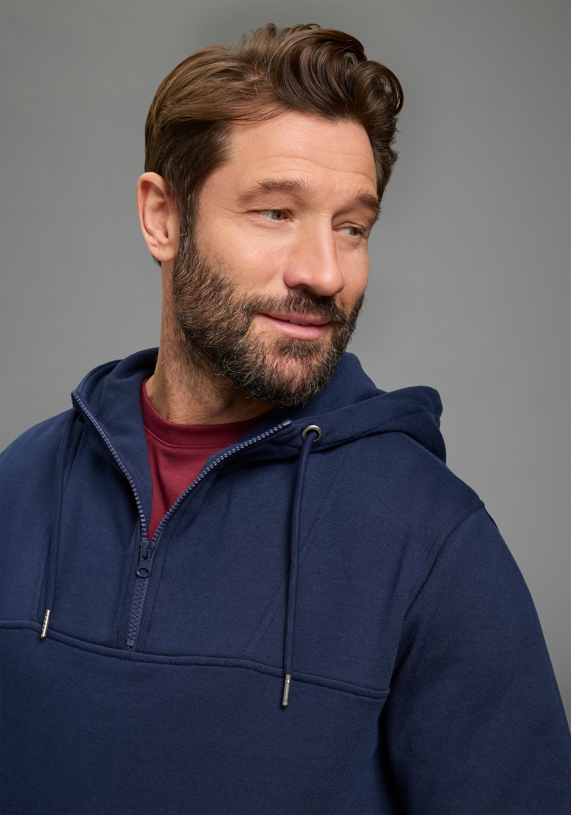 H.I.S Kapuzensweatshirt , mit Kapuze und Kordelzug, mit Reissverschluss, Regular Fit
