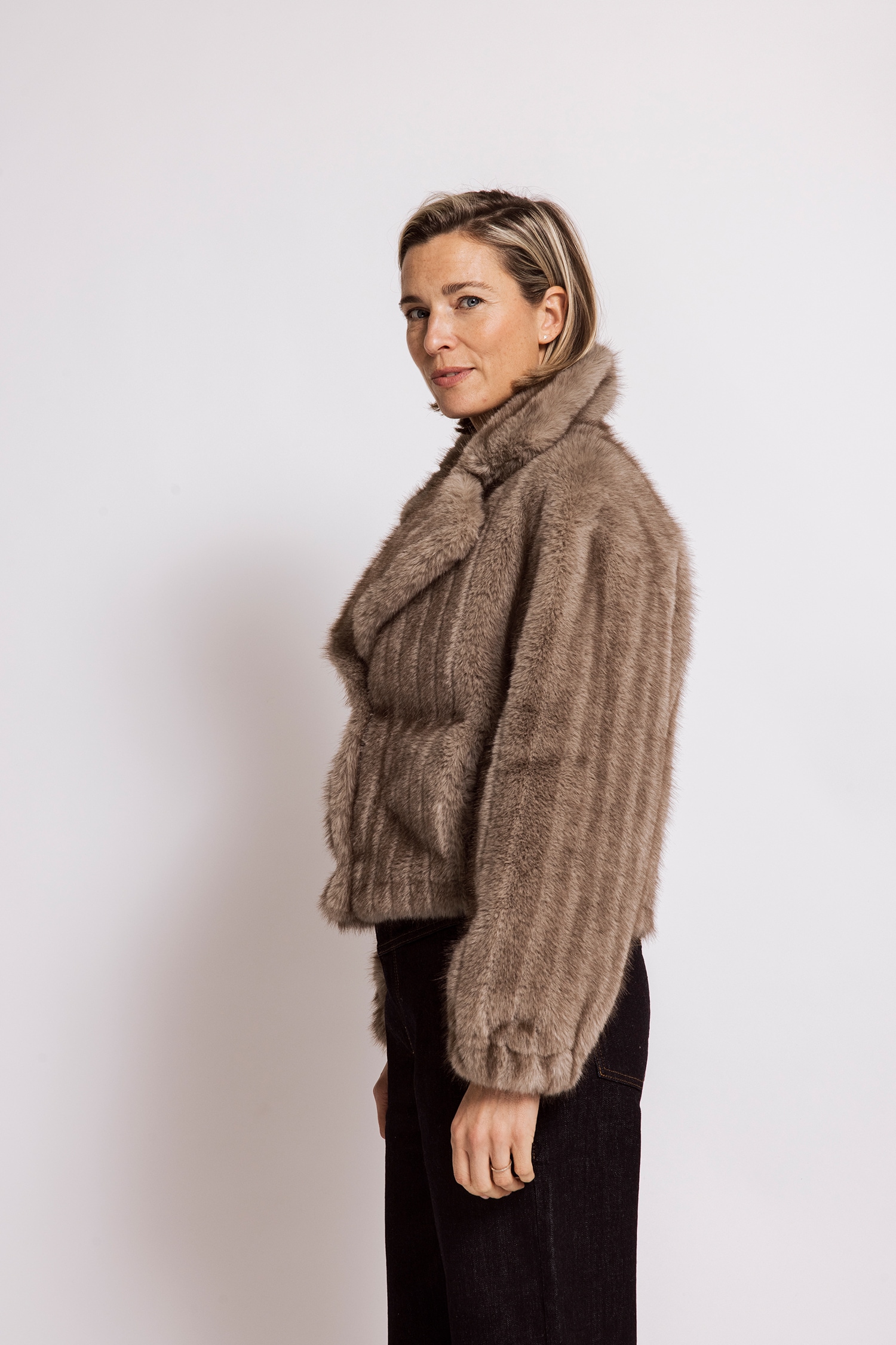 Zhrill Blazer court »CHARLA« Fellimitat-Jacke, Reverskragen,  Casual Stil, bequeme Passform