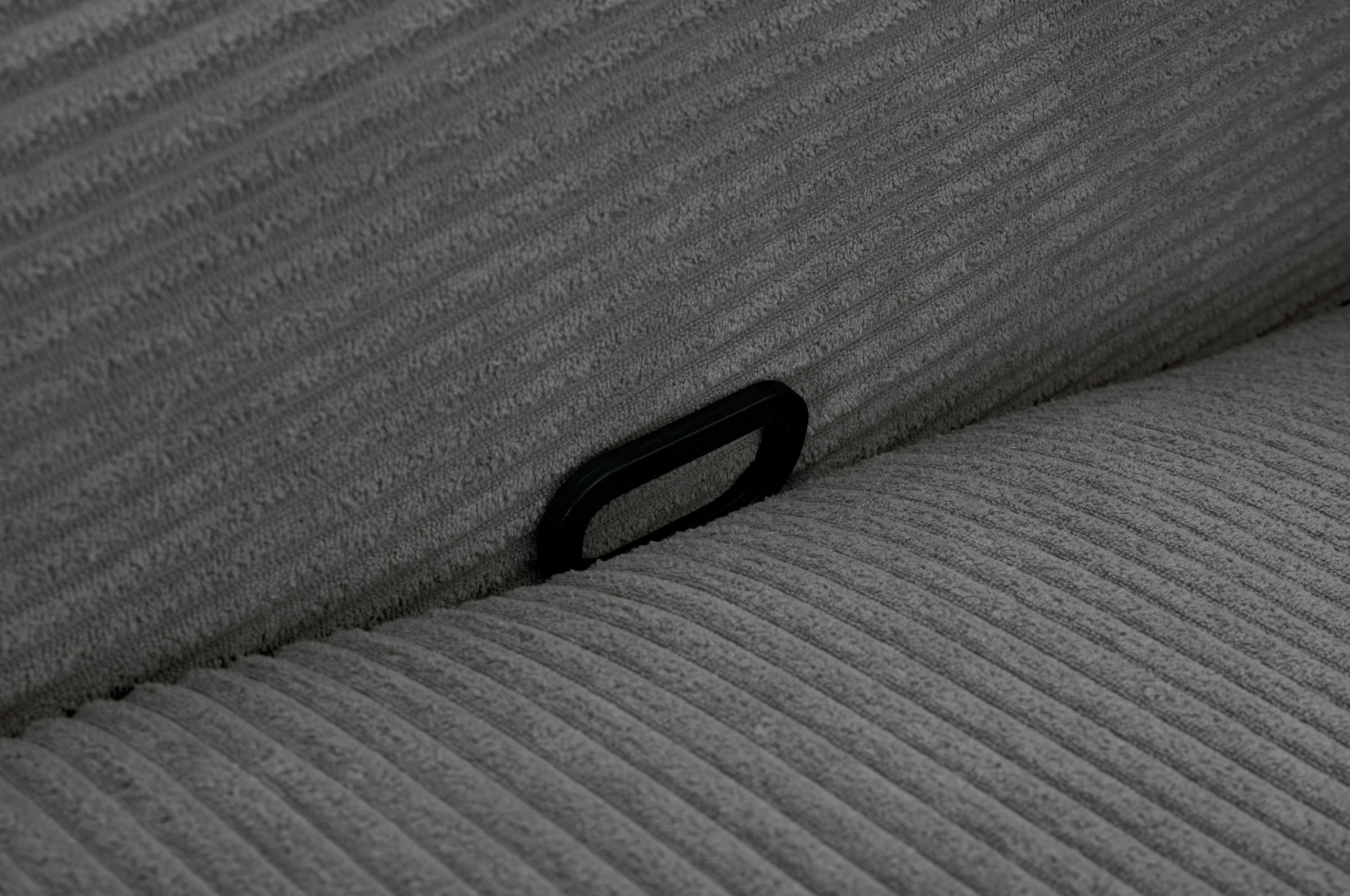 GOODproduct 3-places »SKAANE Cord-Sofa, 229 cm, manuelle u. elektrische Relaxfunktion« fonction relax sur 2 sièges, réglage de l’appuie-tête, rembourrage à ressorts