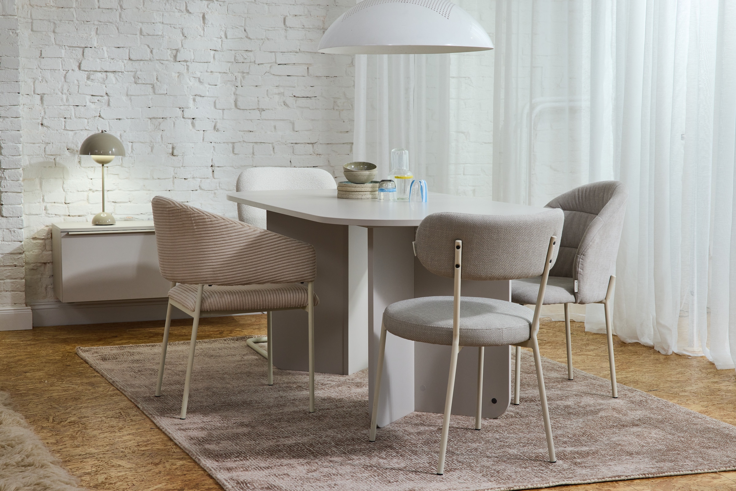 TOM TAILOR HOME 4-Fussstuhl »SOFT PAD CHAIR« (Set) 2 Stk.Esszimmerstuhl, 4-Fussgestell, mit Rückenausschnitt