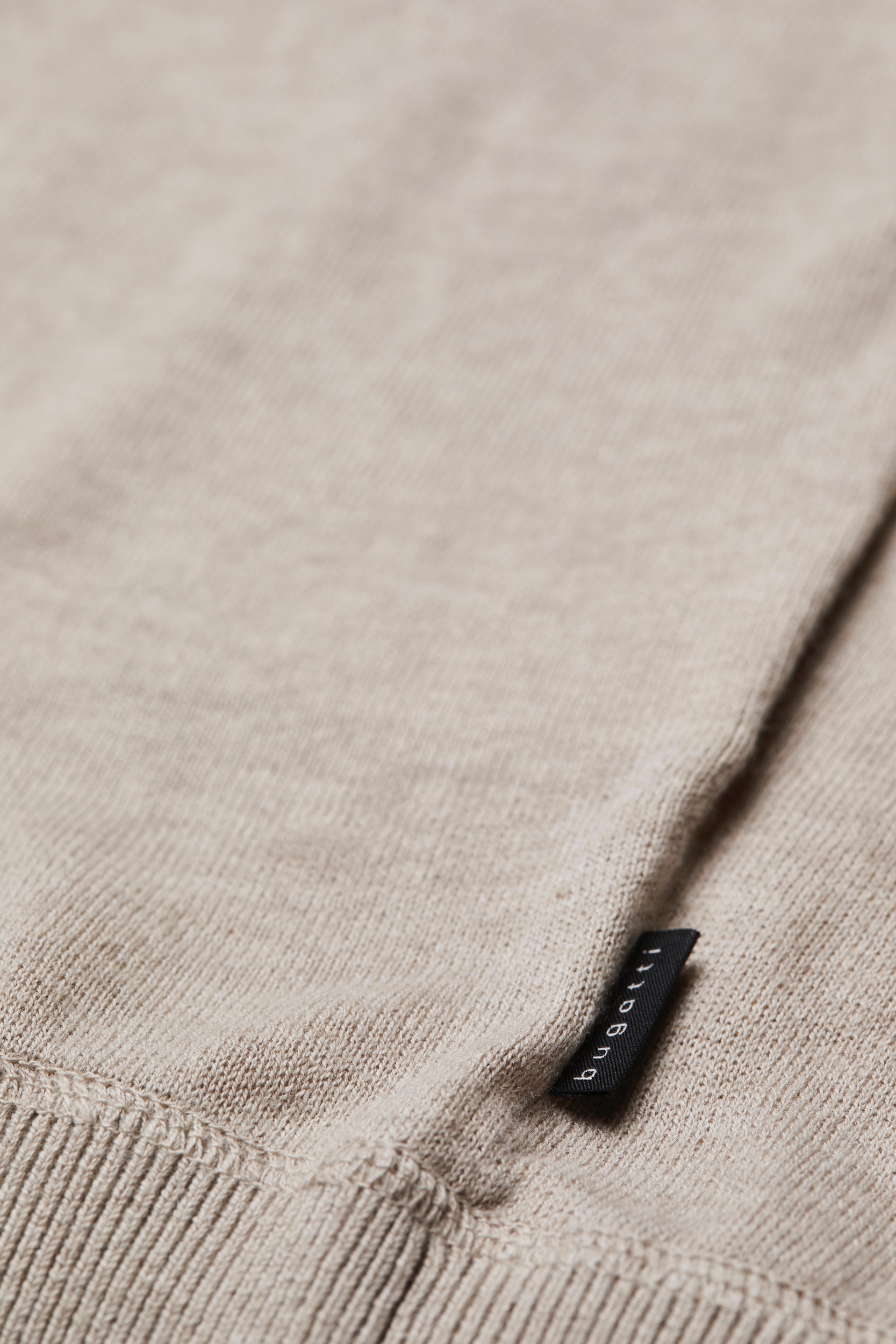 bugatti T-Shirt mit Kontraststreifen