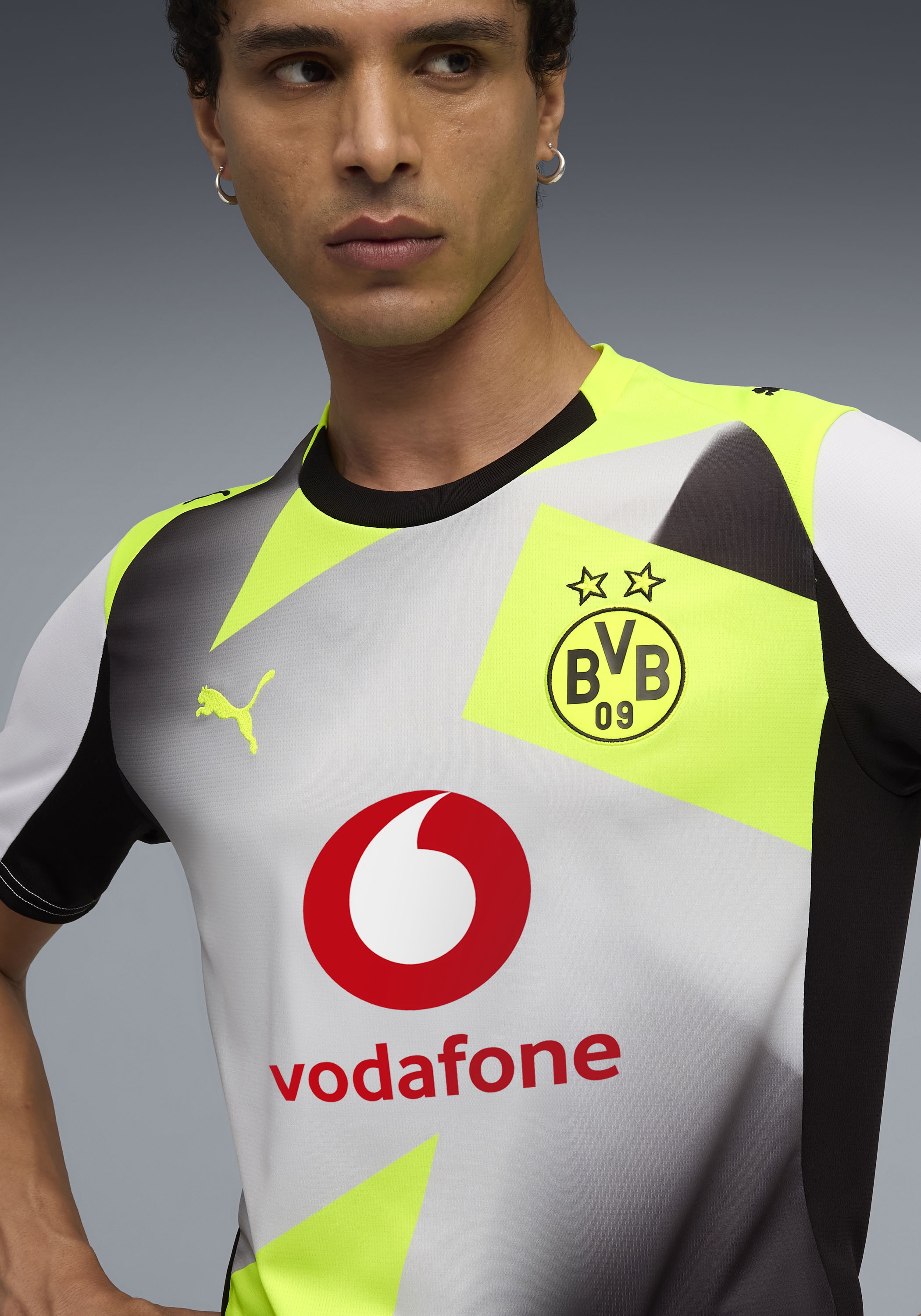 PUMA Fussballtrikot »BVB AWAY JERSEY REPLICA« Fussball, Kurzarm, sportlicher Stil, mit Rundhalsausschnitt