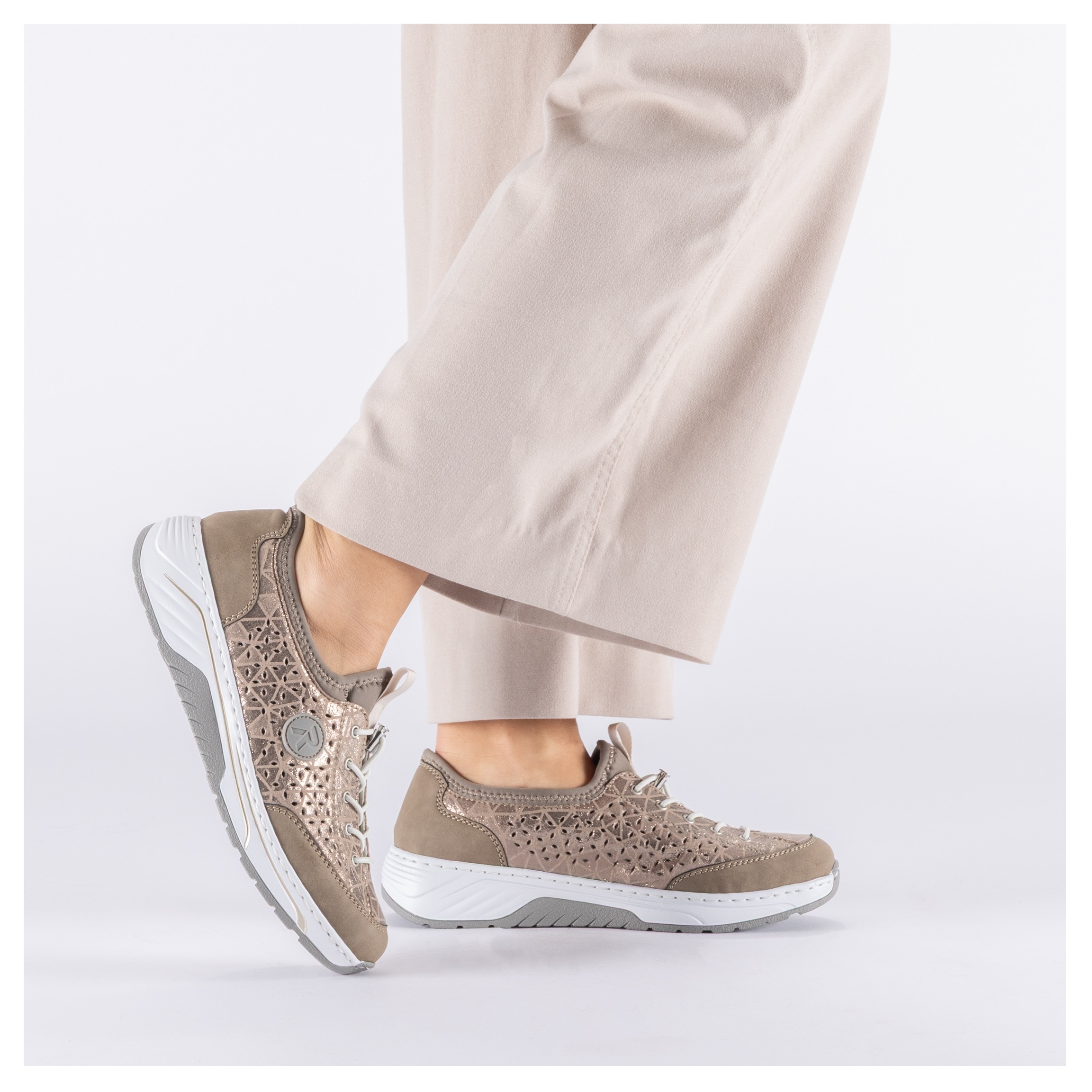 Rieker Baskets slip-on  mocassin, sneaker de loisirs, chaussure basse effet métallisé