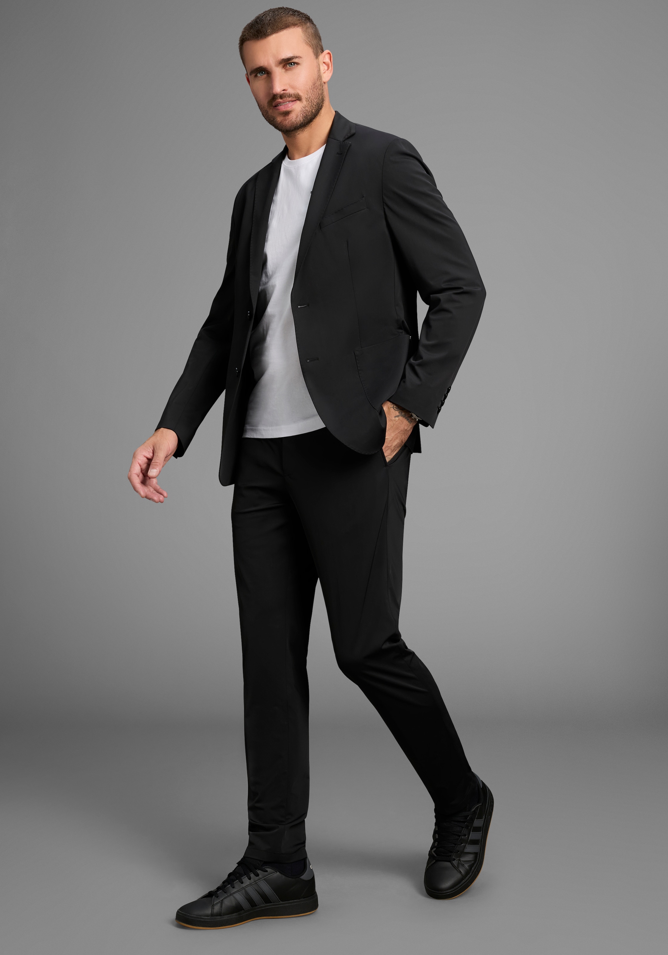 Bruno Banani Anzug »Packable Suit, Anzug« Sakko & Hose, 2 tlg. slim fit perfekt für Reisen! immer Top gestylt ohne Knitterfalten
