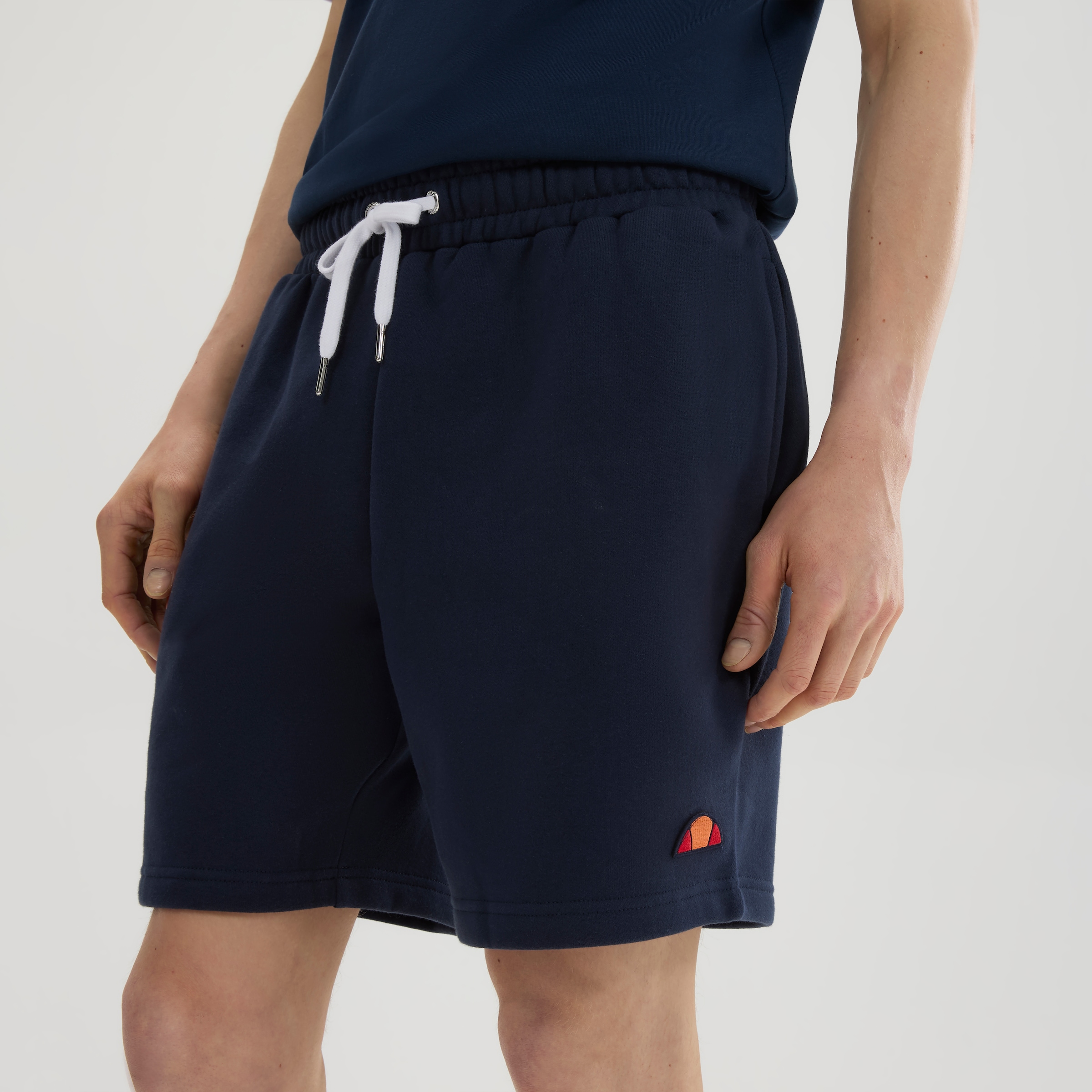 Ellesse Sweatshorts »ISLINGTON SHORT«  En coton et polyester, coupe confortable