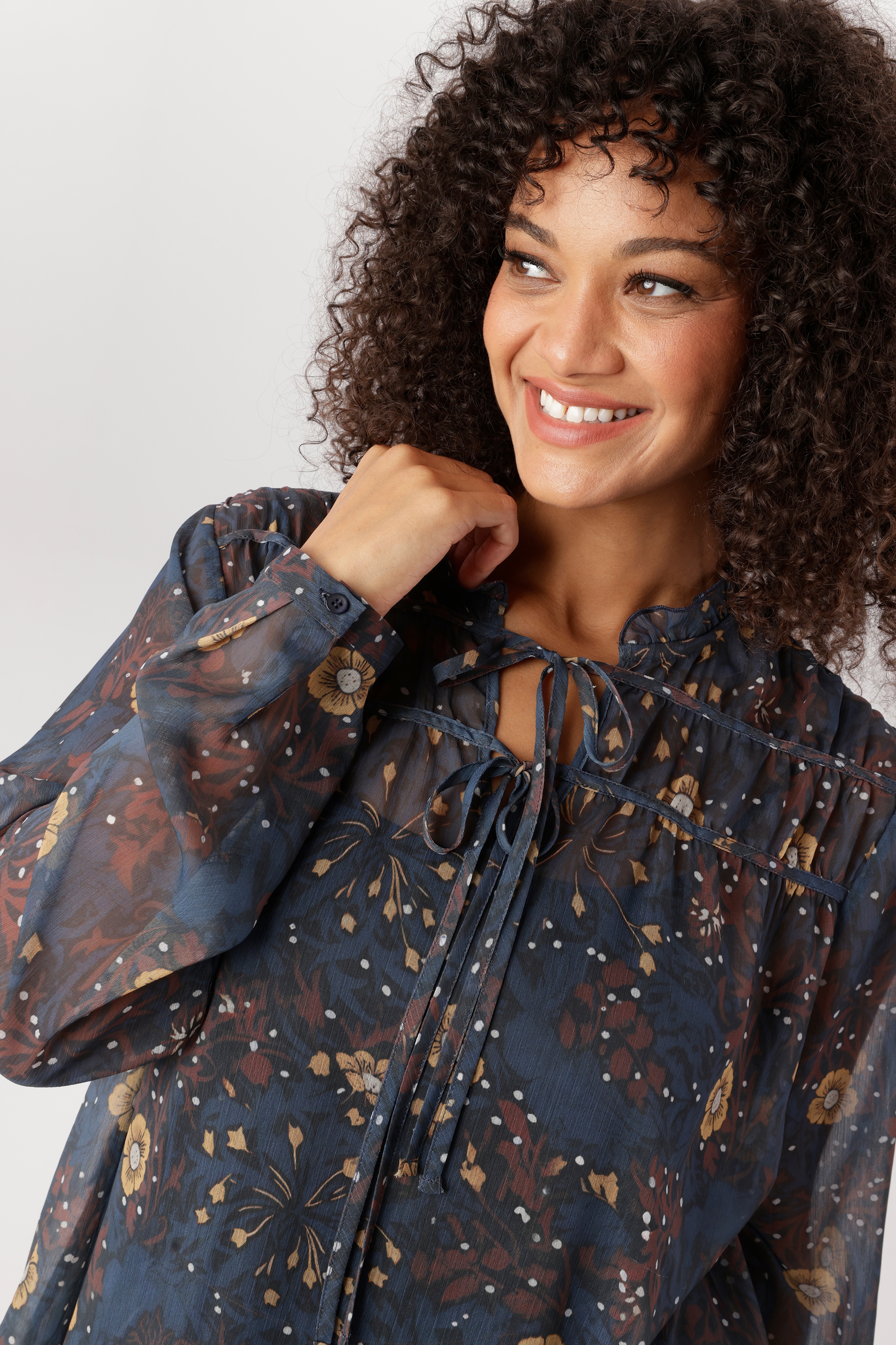 Aniston PLUS Blouse à enfiler avec motif floral - NOUVELLE COLLECTION