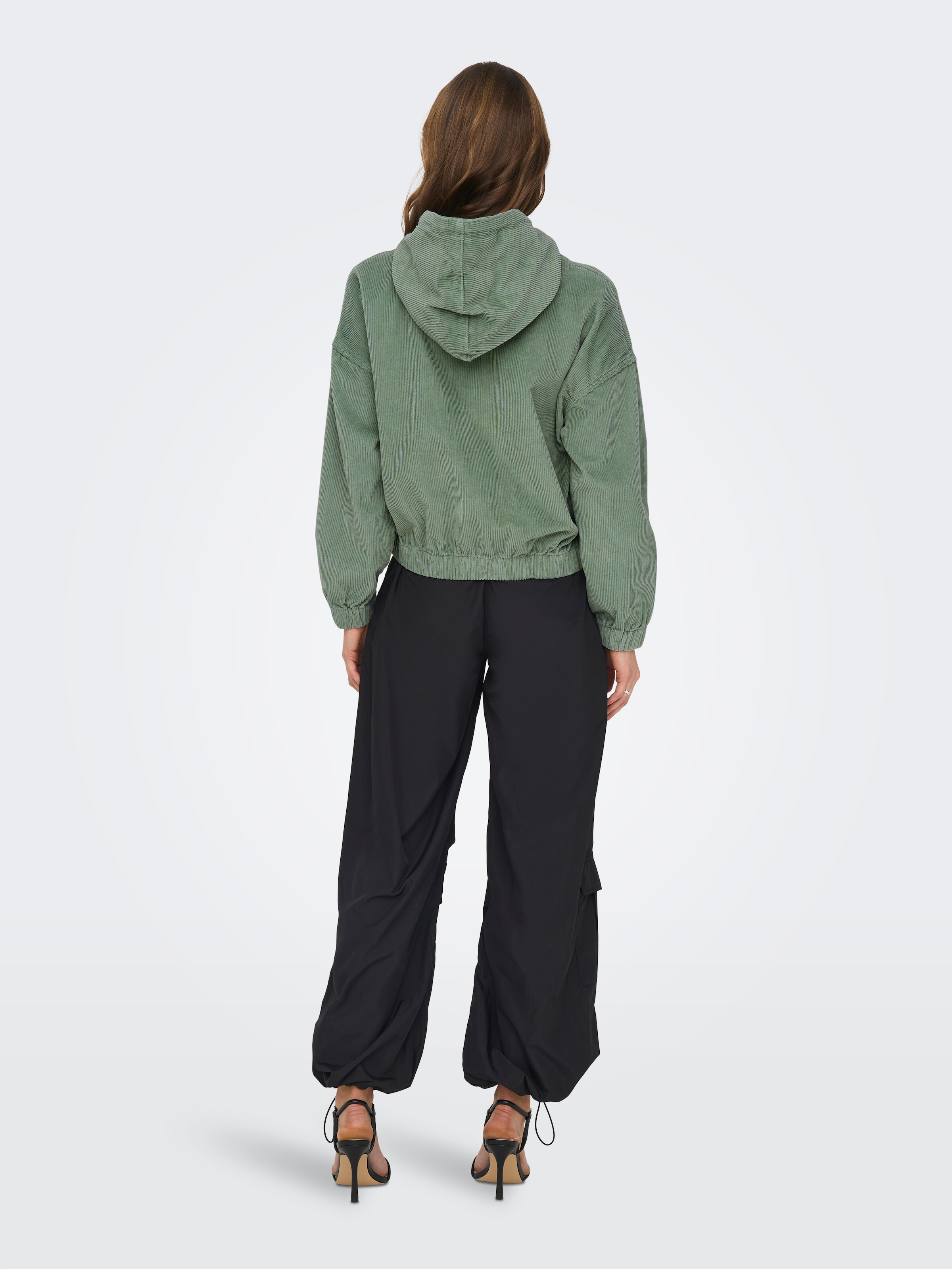 ONLY Veste en velours côtelé »ONLKENZIE L/S CORD JACKET PNT NOOS« mit Kapuze