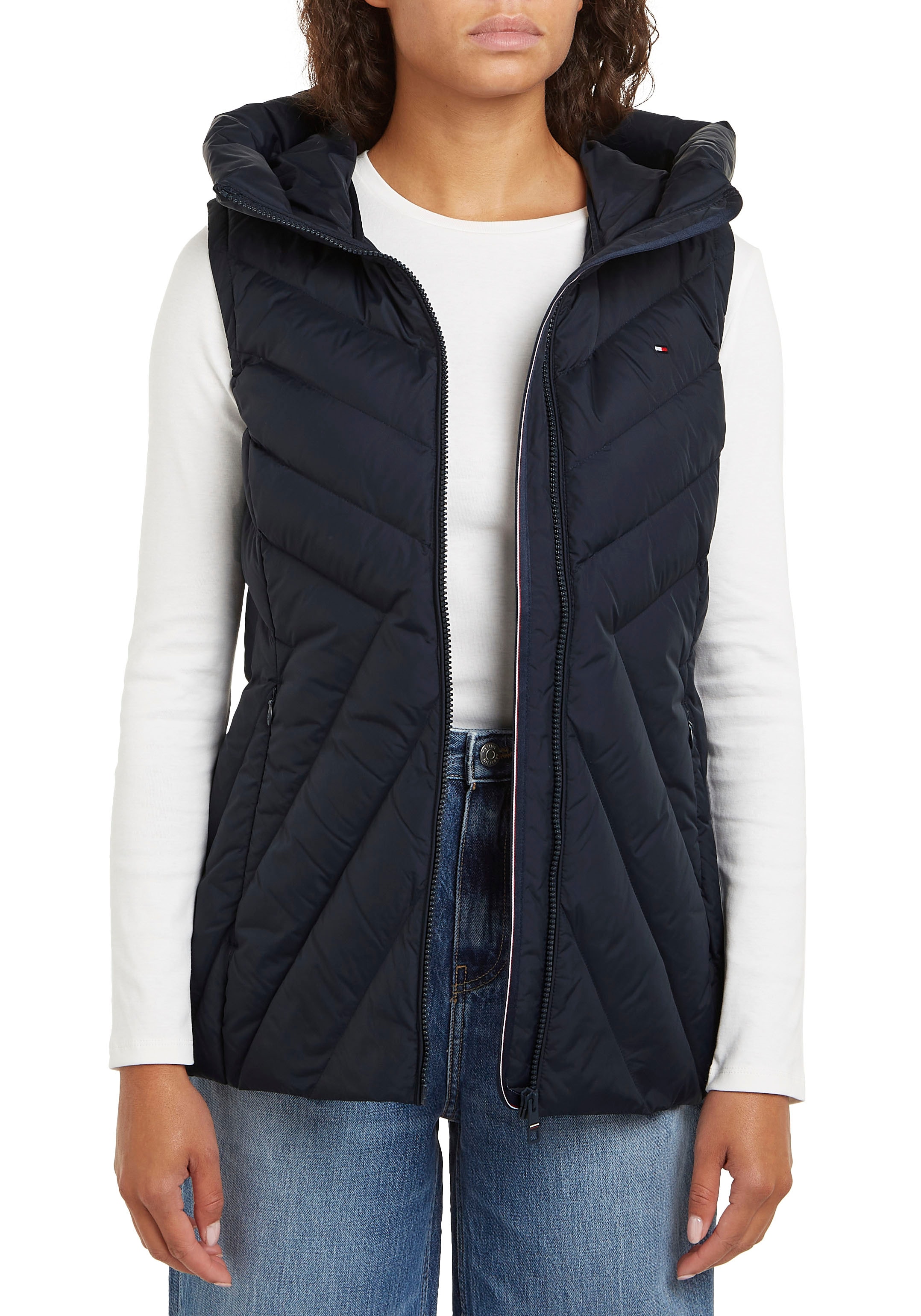 Tommy Hilfiger Gilet matelassé »CHEVRON MW PADDED VEST« mit mittelstarker Wattierung und Tommy Hilfiger Markenlabel