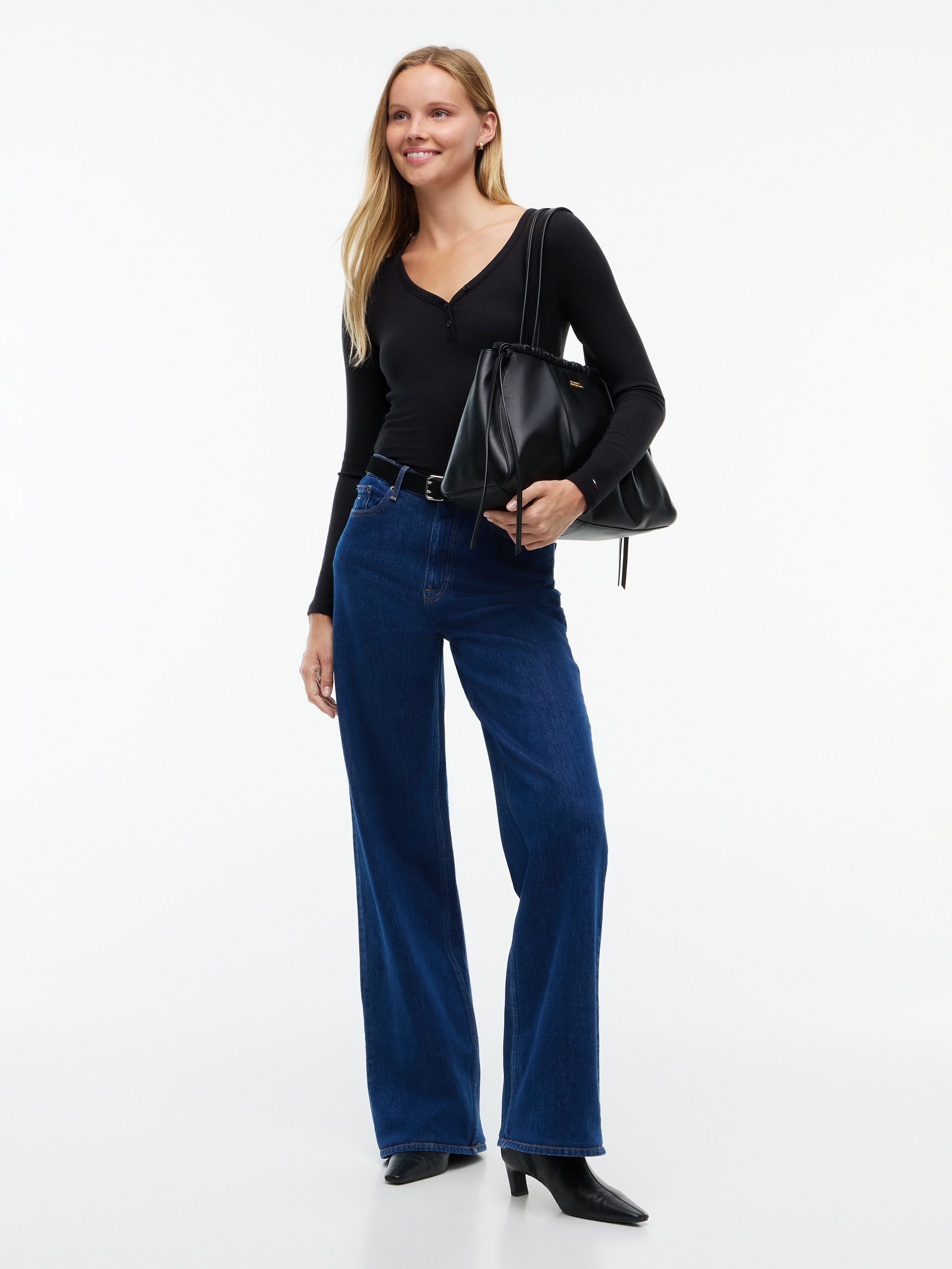 Tommy Jeans Langarmshirt »TJW SLIM HENLEY LS TOP« Viskosemischung, slim fit