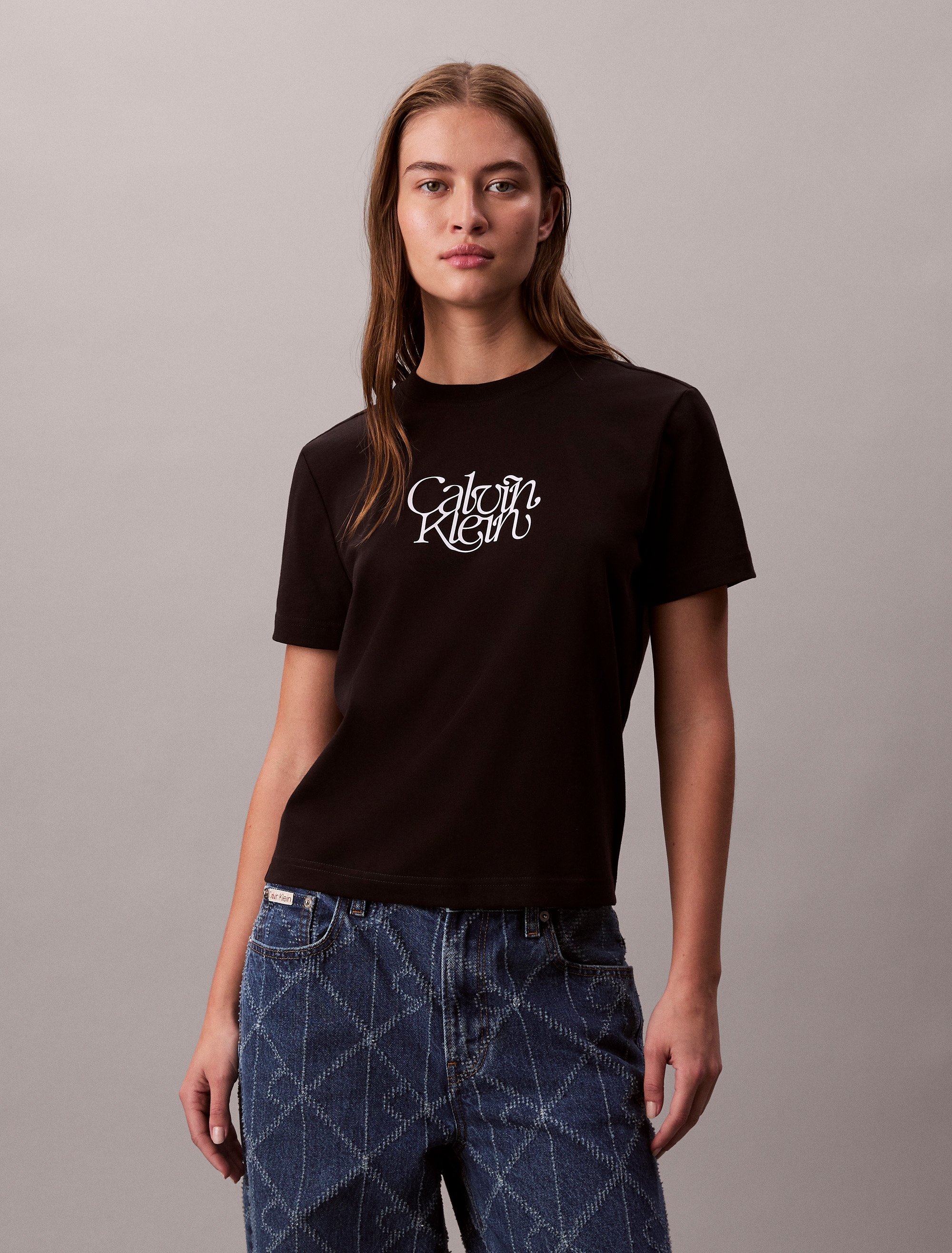 Calvin Klein Jeans T-shirt »SS FITTED SCRIPT CALVIN KLEIN TE« Mit Rundhalsausschnitt, regular fit
