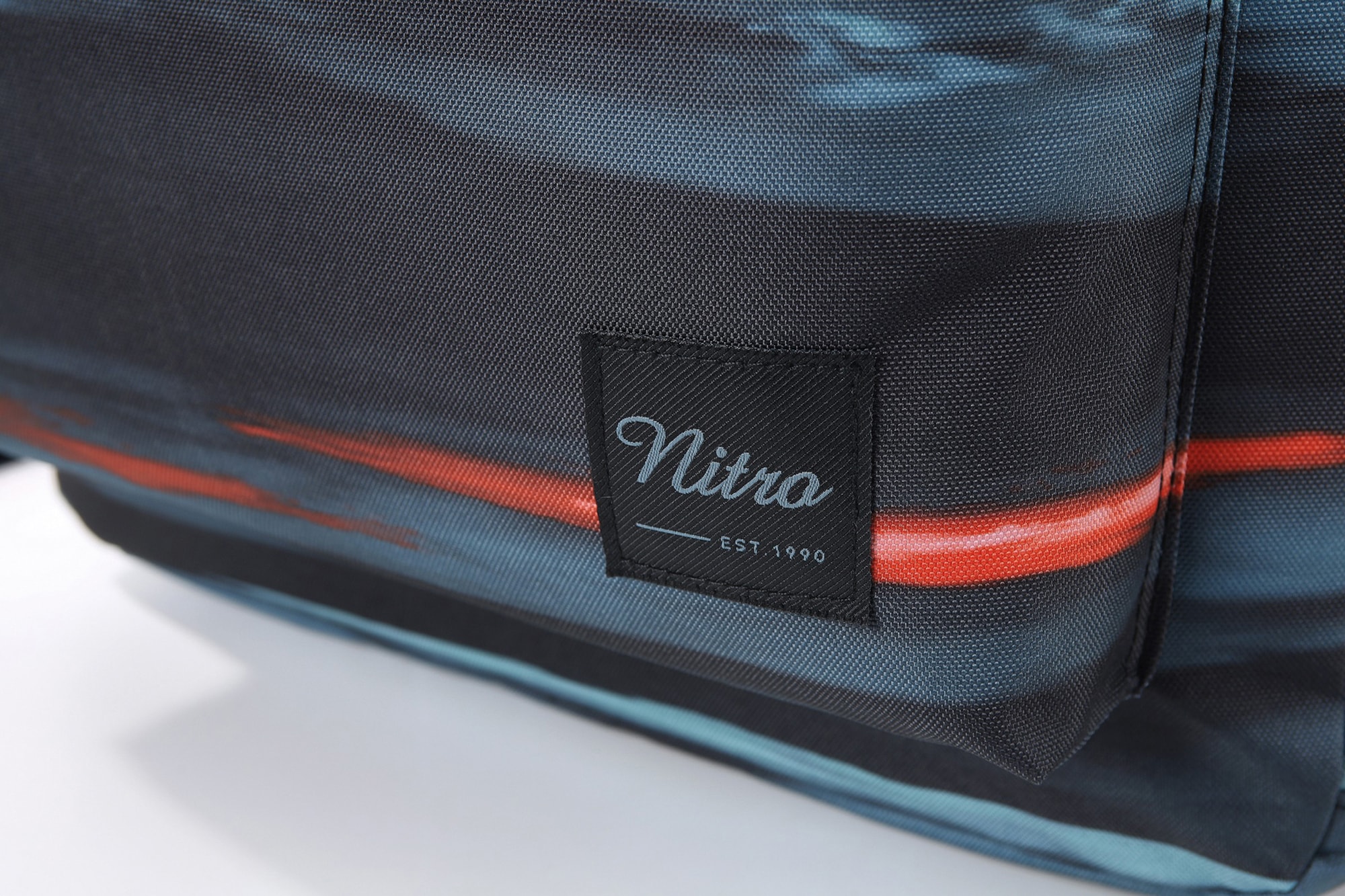 NITRO Sac à dos de loisirs »Urban Plus« Daypack, Streetpack im Retro-Look, Alltagsrucksack, Schulrucksack