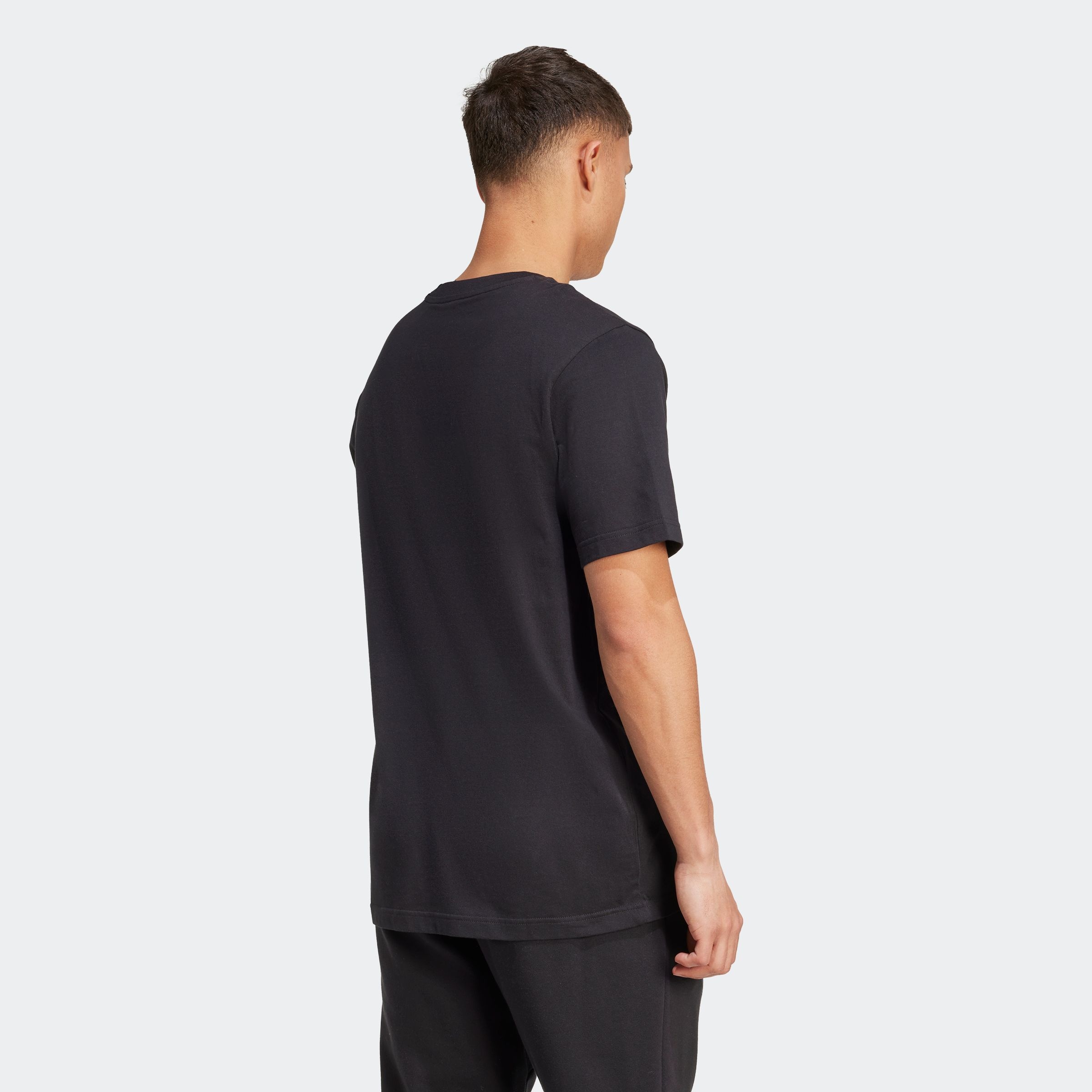 adidas Sportswear T-Shirt »CAMO LOGO GRAFIK« sportlicher Stil, ohne Verschluss, aus Baumwoll-Jersey