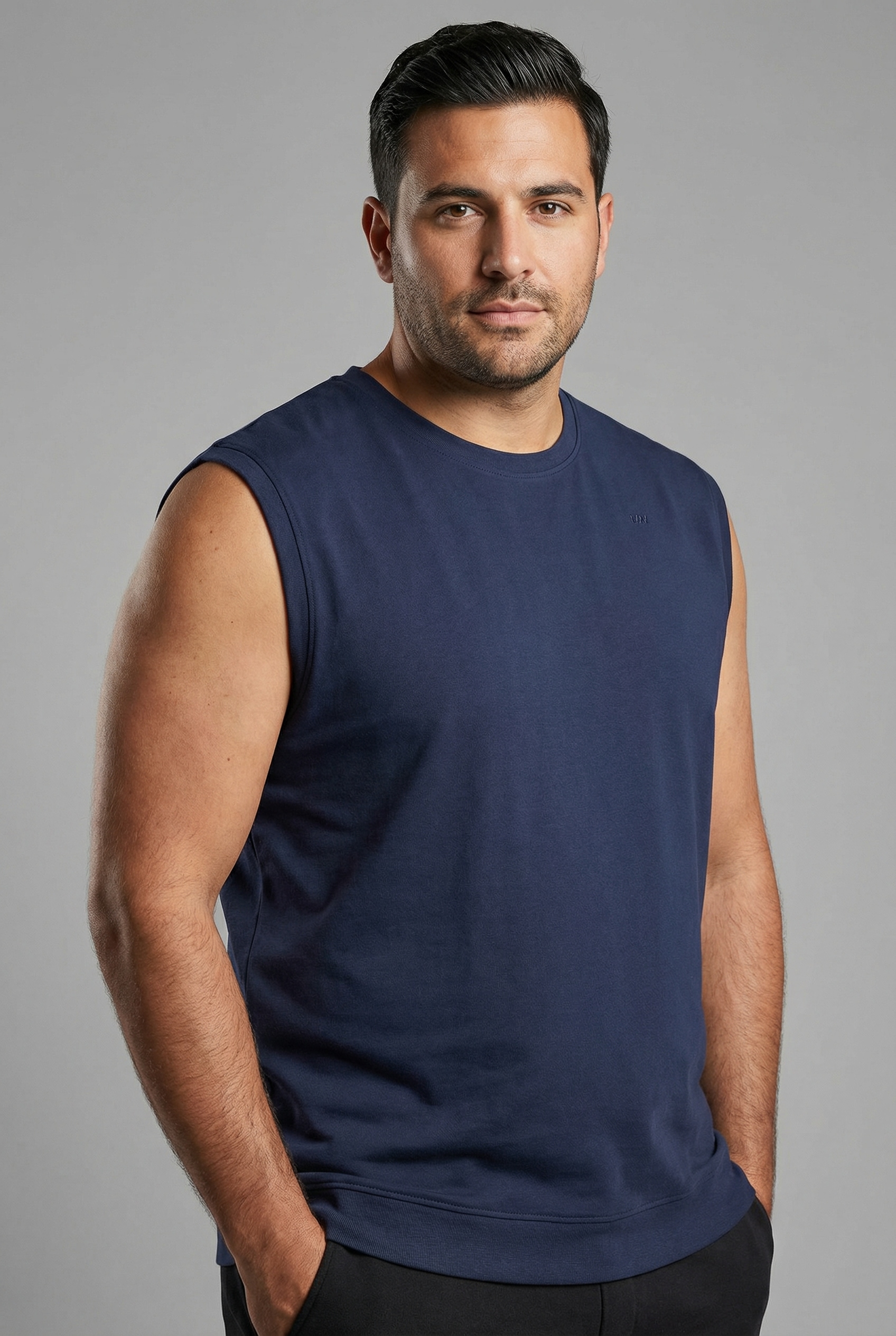 Man's World Plus T-shirt de musculation »auch in Grosse Grössen bis Gr. 7XL Bauch-Fit« pack de 2,  Regular Fit, col rond, bord-côte à la base
