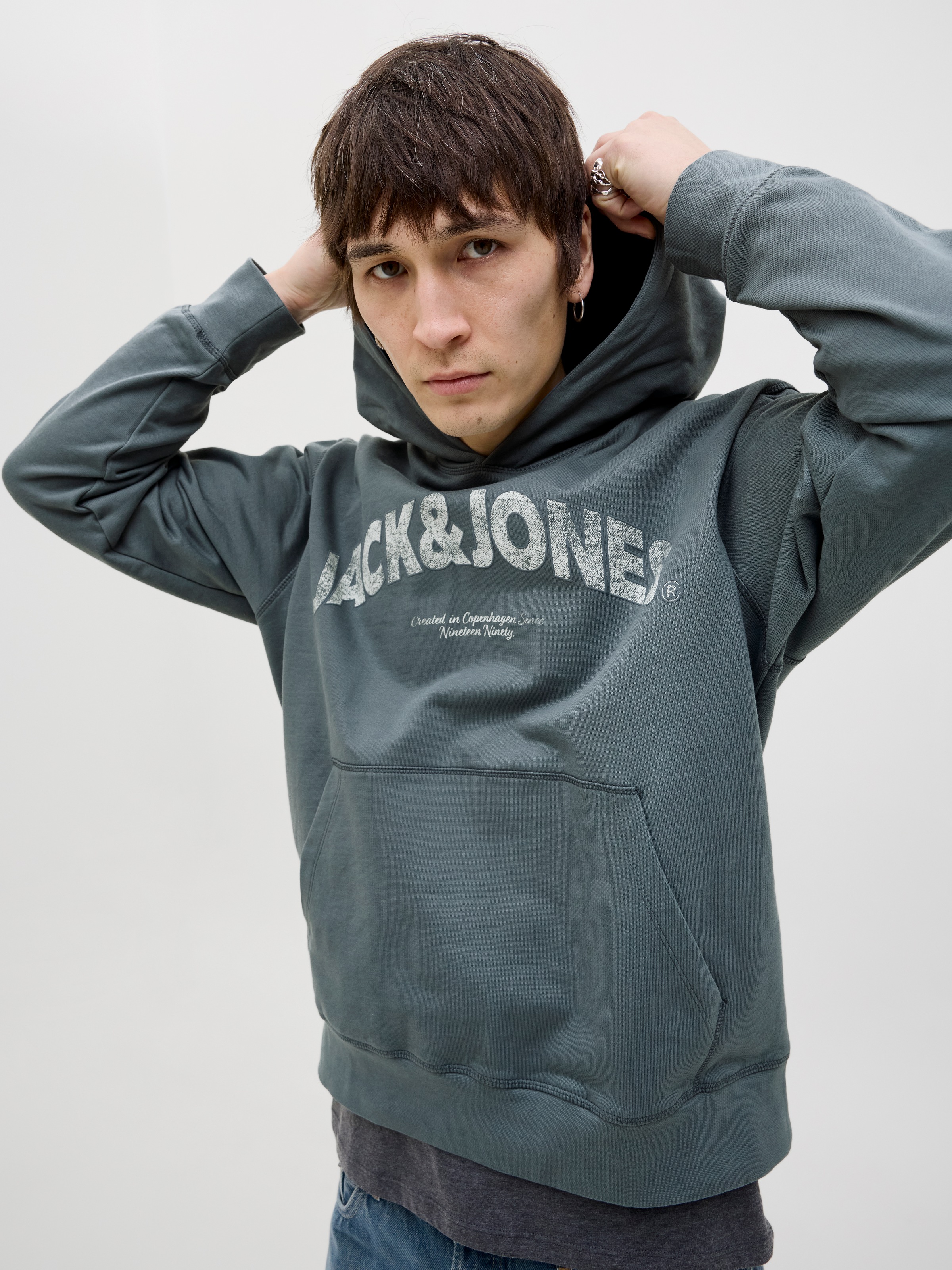Jack & Jones Sweat à capuche »JORALMERIA SWEAT HOOD«, mit Logo Print
