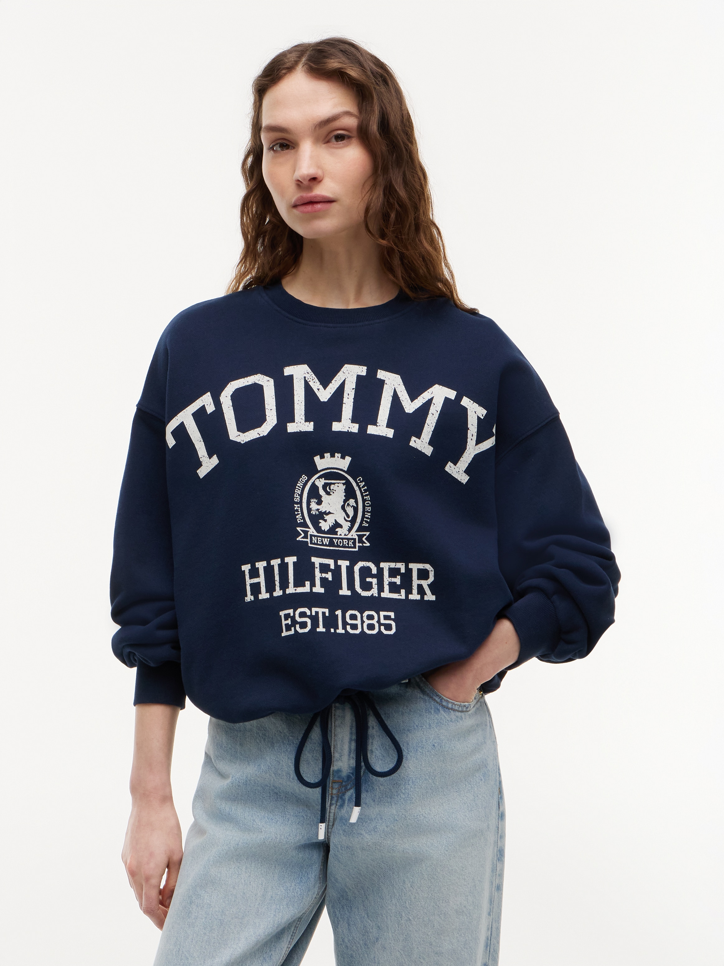 Tommy Hilfiger Sweatshirt »VARSITY CREST MDRN SWEATSHIRT«, Baumwolle, Logo Frontdruck
