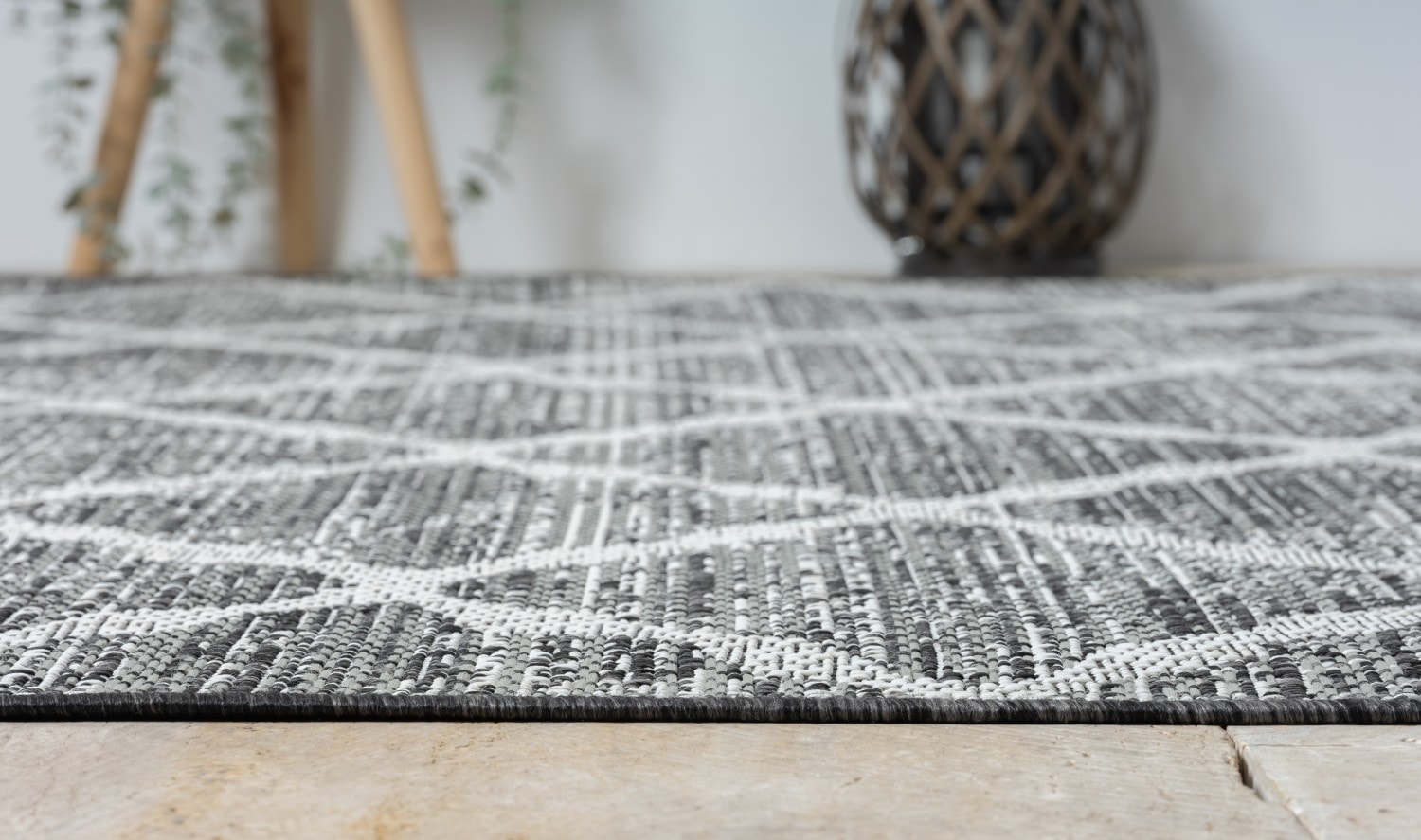 Myflair Möbel & Accessoires Teppich »Astral, LAGERRÄUMUNG!« rechteckig 6 mm Höhe modernes Rauten Design, Outdoor geeignet, Balkon, Terrasse