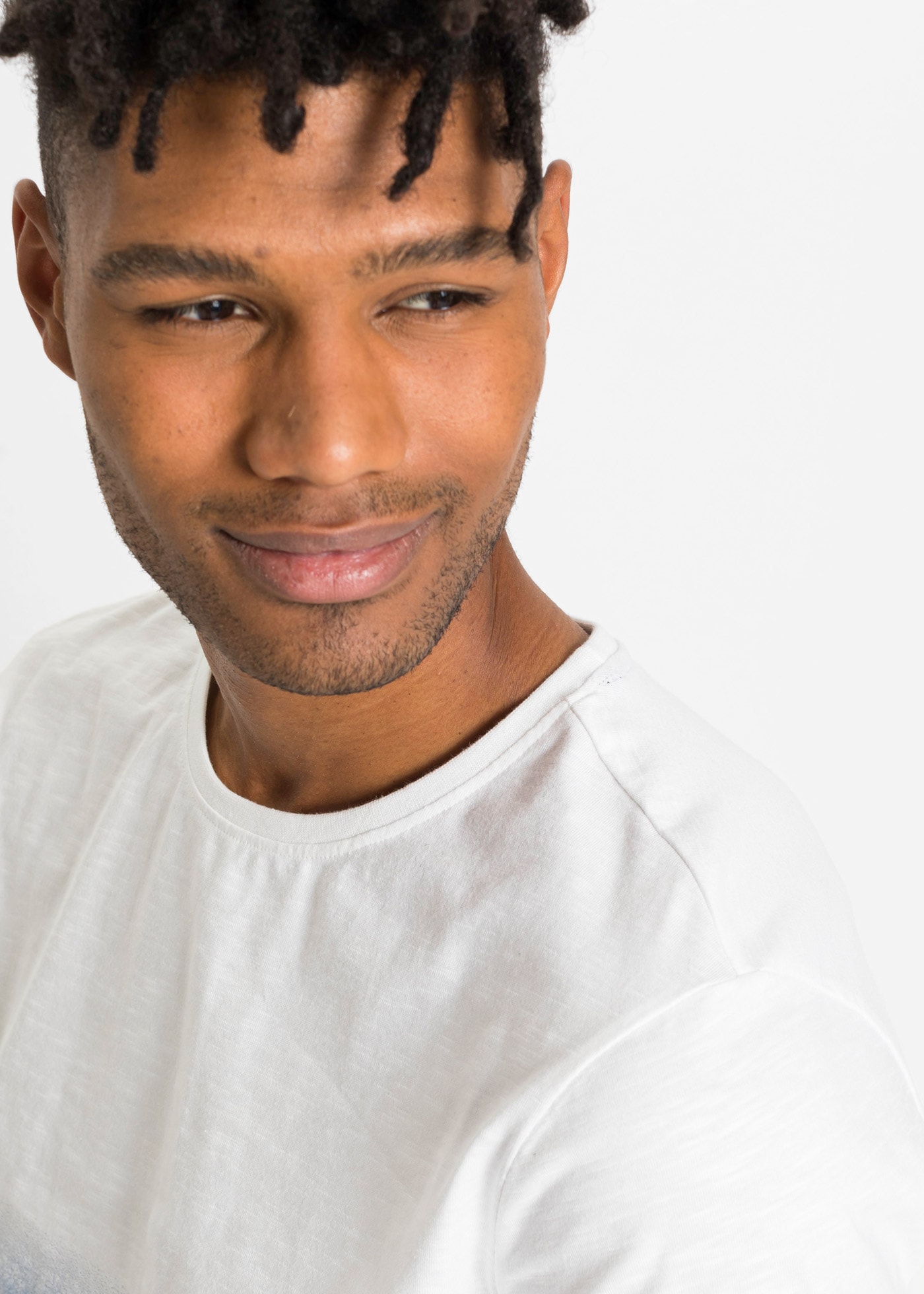 bonprix T-shirt mit Farbverlauf
