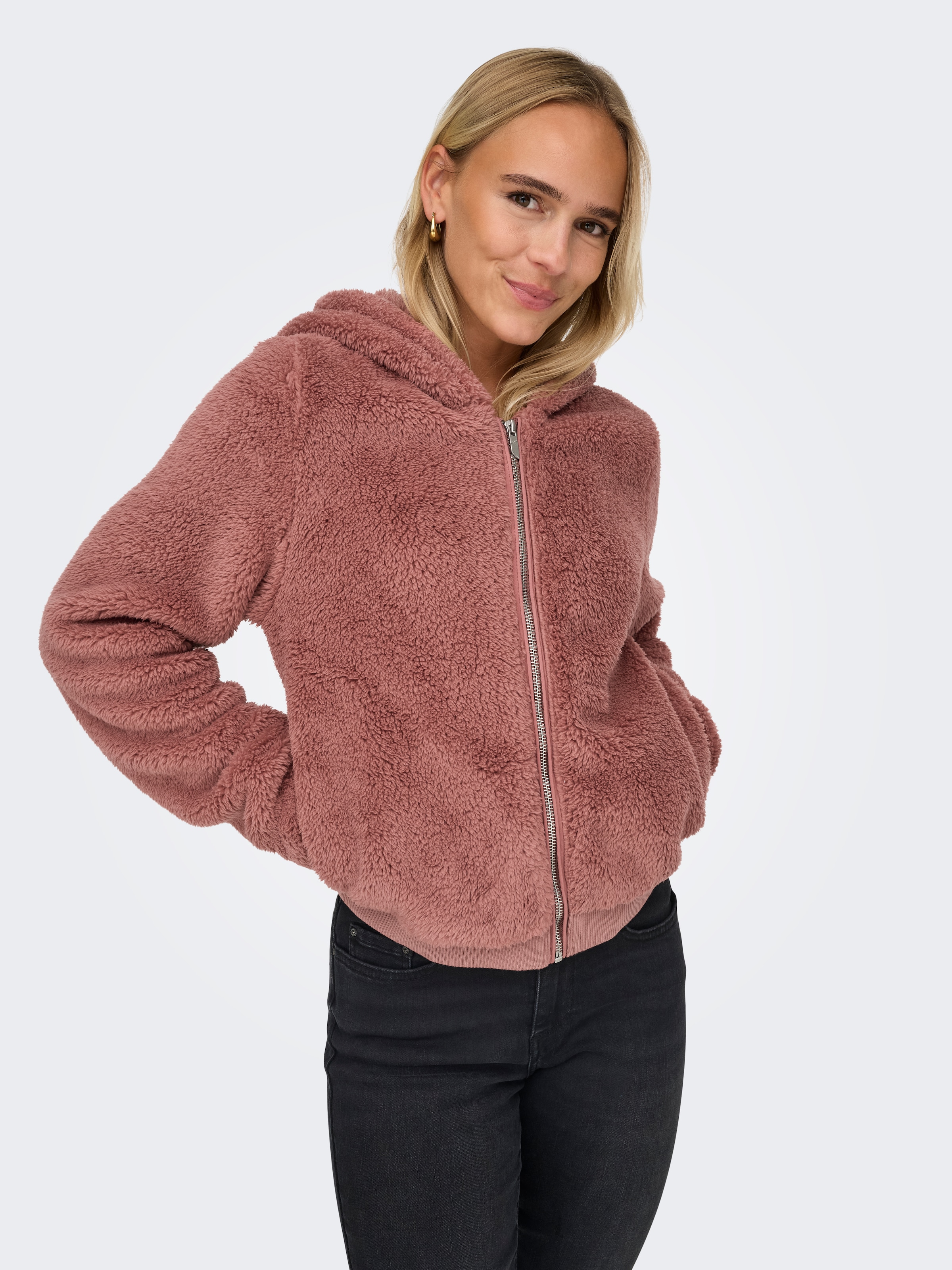 ONLY Kapuzenplüschjacke »ONLNEWANNA CONTACT SHERPA JKT OTW NOOS« mit Kapuze