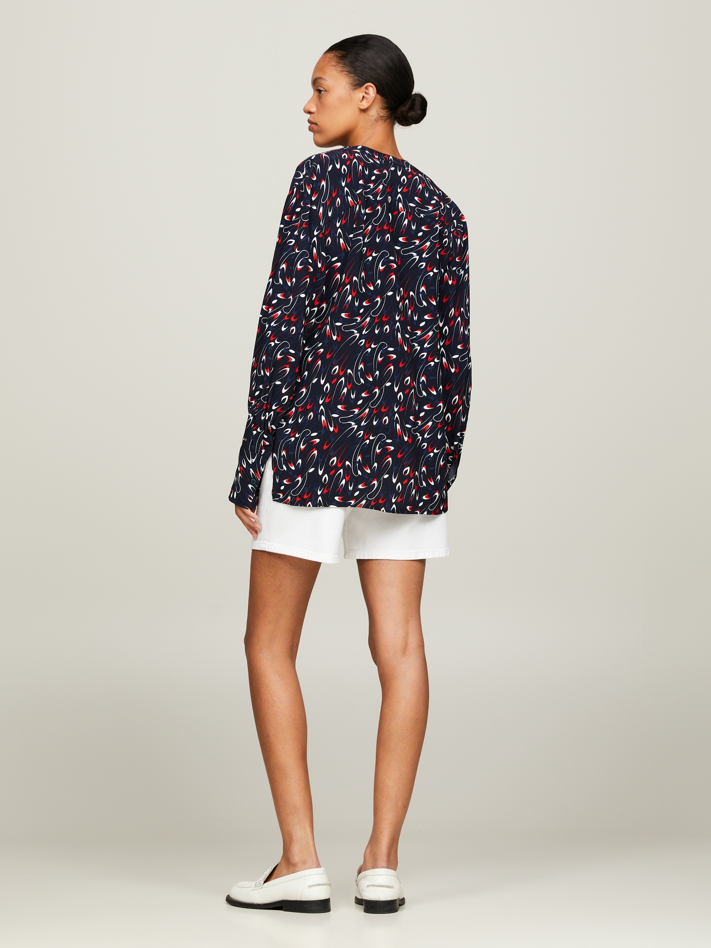 Tommy Hilfiger Langarmbluse »SMALL RIBBON COLLARLESS REG LS«, mit Allover- Muster
