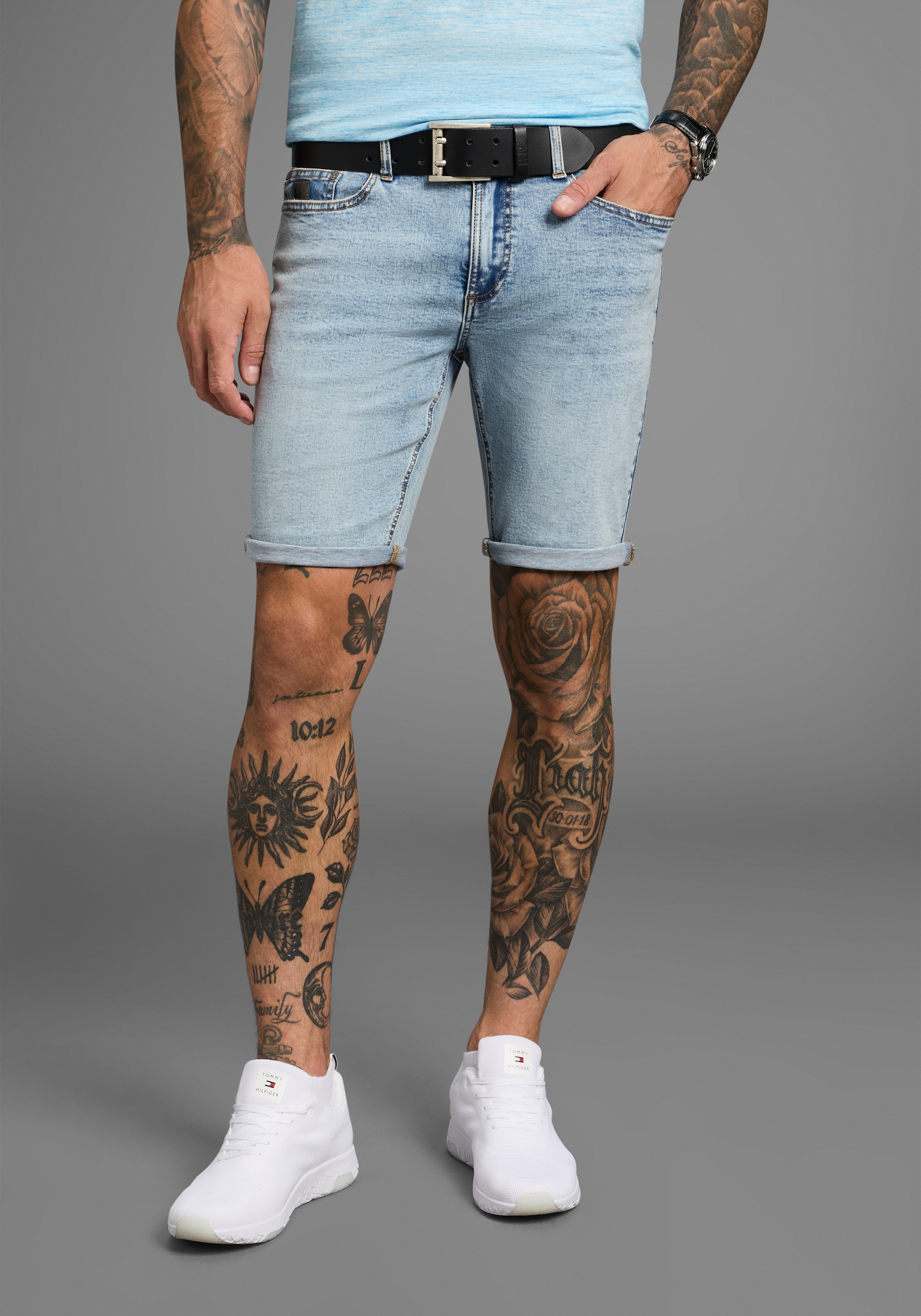 Bruno Banani Jeansshorts "Hutch-Shorts" gerade geschnittene kurze Beine, niedrige Leibhöhe