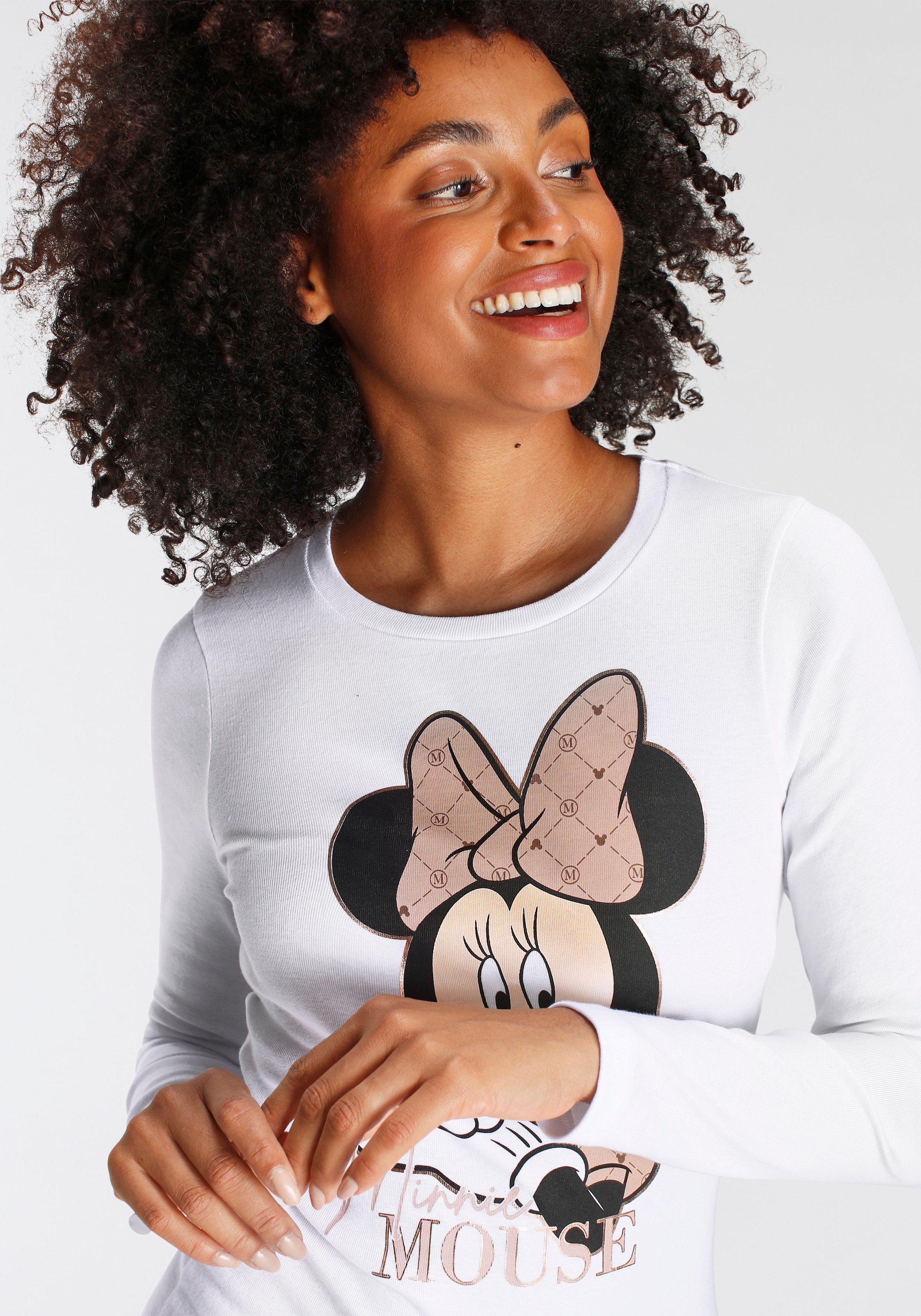 KangaROOS Langarmshirt, sehr figurbetonte Passform, aus dehnbarer Rippware