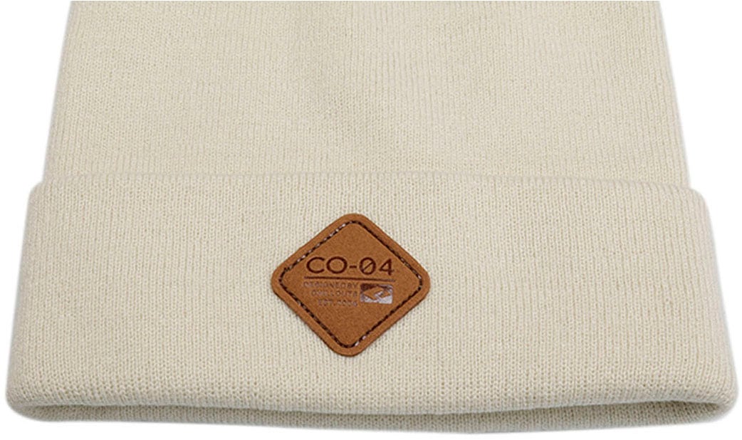 chillouts Beanie »Nicki Hat«, mit stilvollem Logo-Emblem