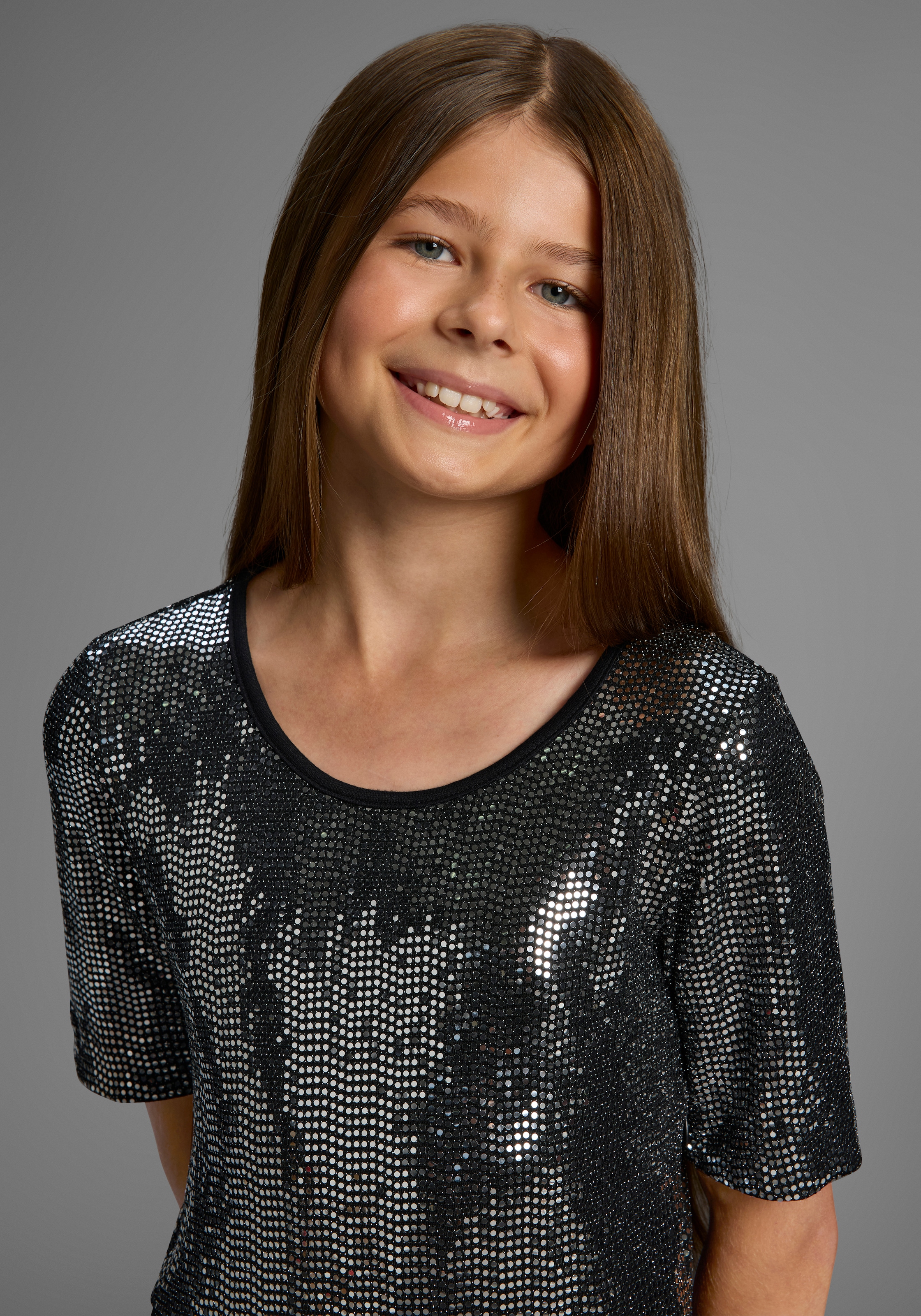 Bruno Banani Jerseykleid »Kleid in Pailletten-Optik«, NEUHEIT: BRUNO BANANI für TEENS! Shirtkleid in Pailletten-Optik