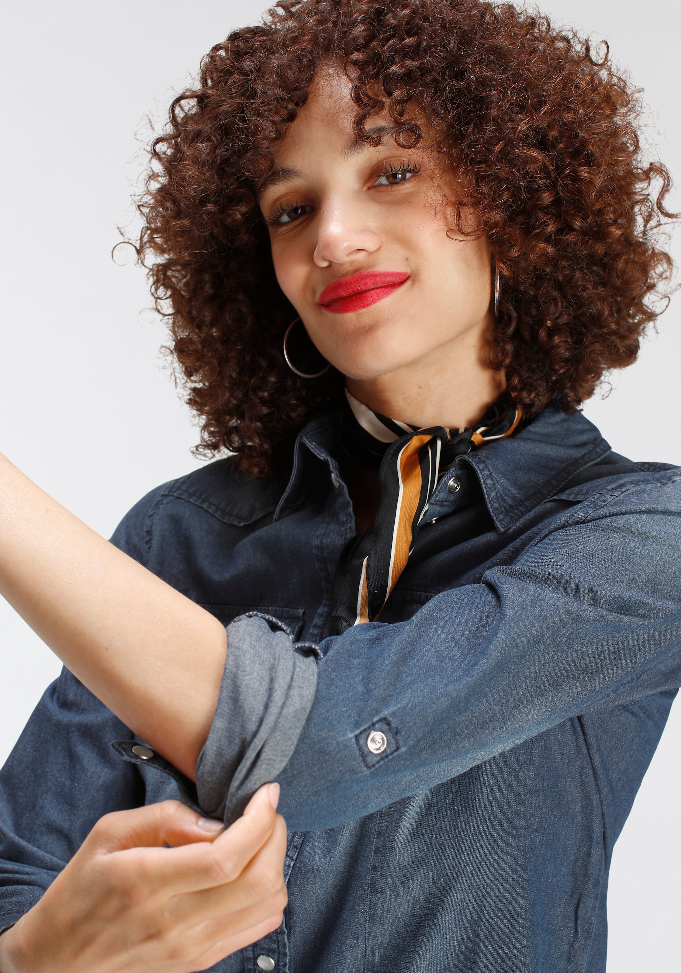 ❤ AJC Jeansbluse, mit Turn-Up-Ärmel -NEUE KOLLEKTION bestellen im  Jelmoli-Online Shop