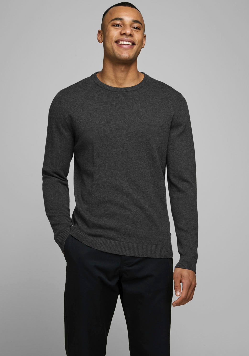 Jack & Jones Rundhalspullover »JJEBASIC mit Rundhals, ideal für Job und Freizeit« unifarben, modisch, slim fit, Baumwolle, Rundhals