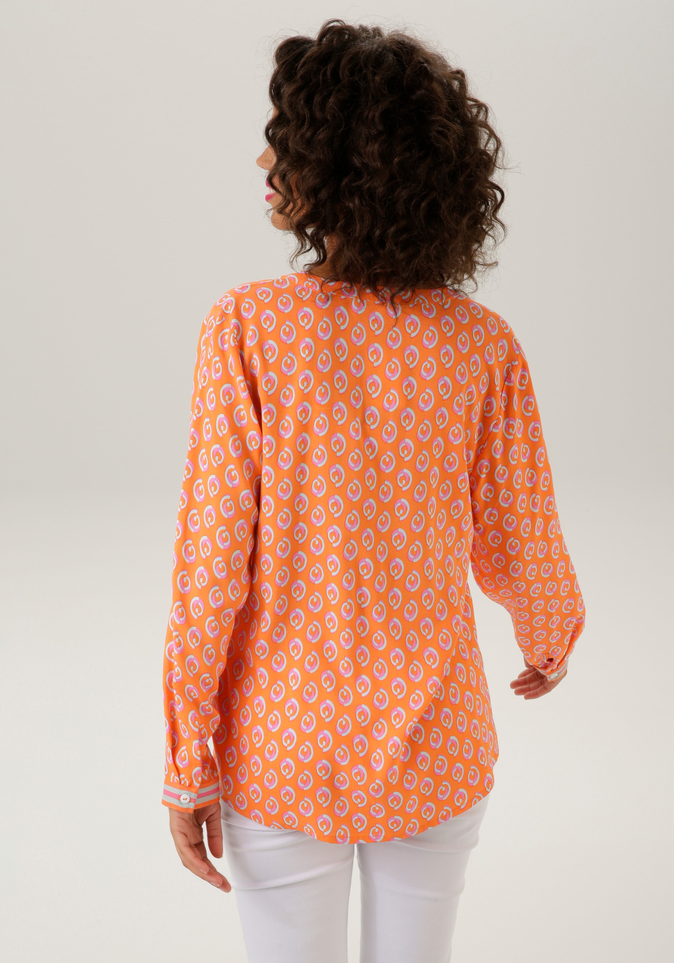 Aniston CASUAL Schlupfbluse, mit extravagantem, graphischem Druck