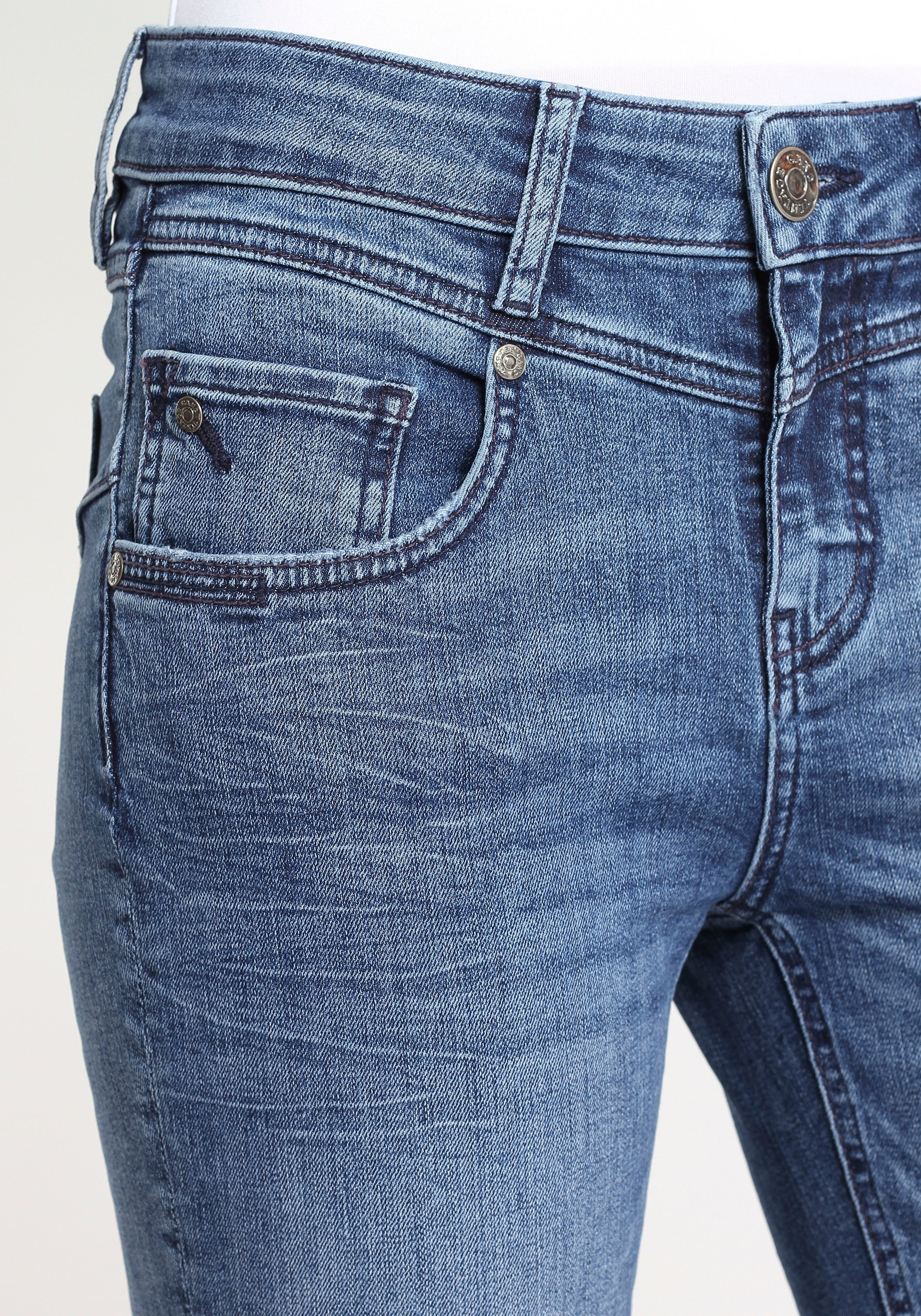 GANG Skinny-fit-Jeans »94MARISSA«, mit modischer Jelmoli-Versand V-Passe online bei vorn Schweiz & bestellen hinten