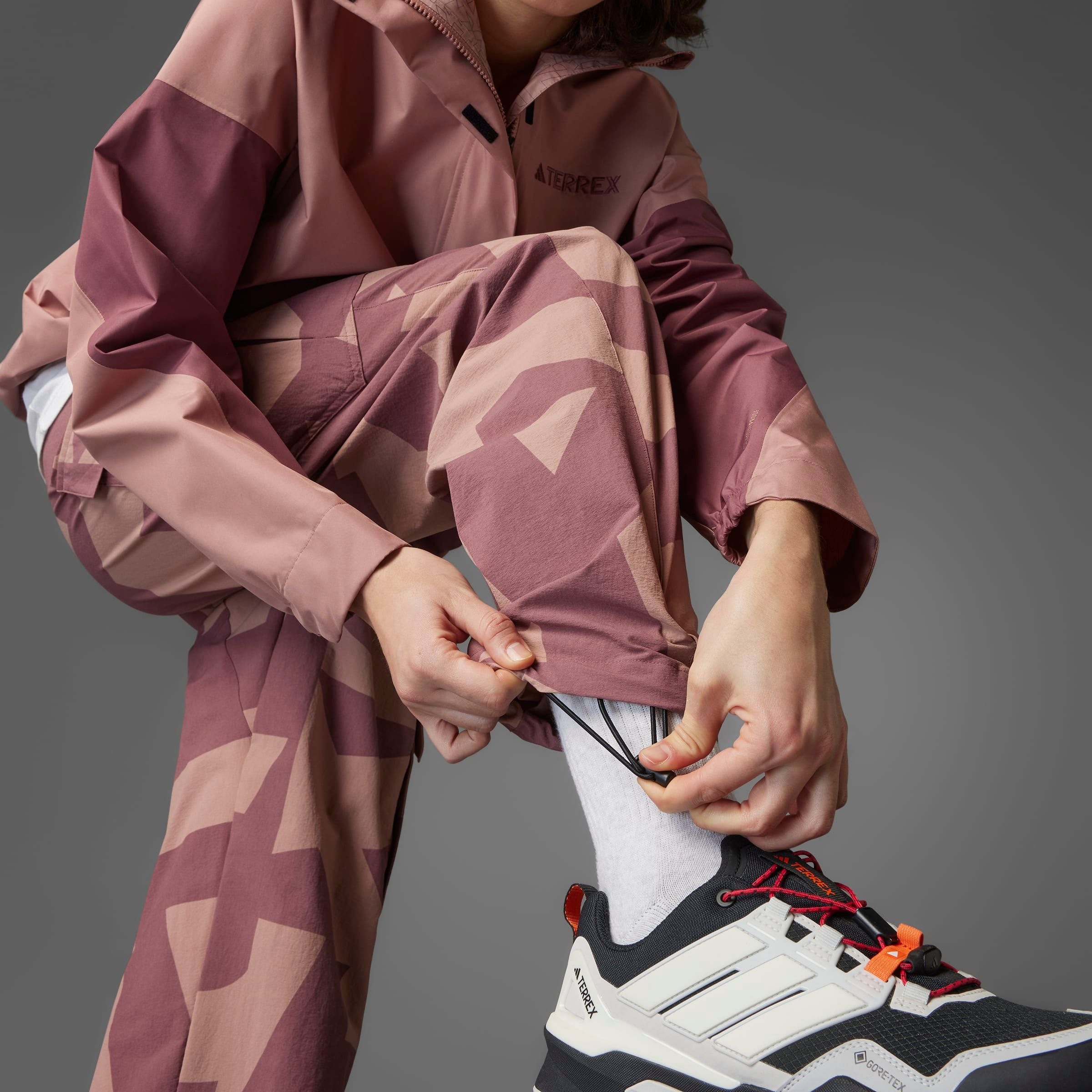 adidas TERREX Outdoorhose »W CARGO AOP P«, (1 tlg.)