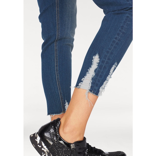 Aniston CASUAL Skinny-fit-Jeans, mit Destroyed-Effekt online kaufen bei  Jelmoli-Versand Schweiz