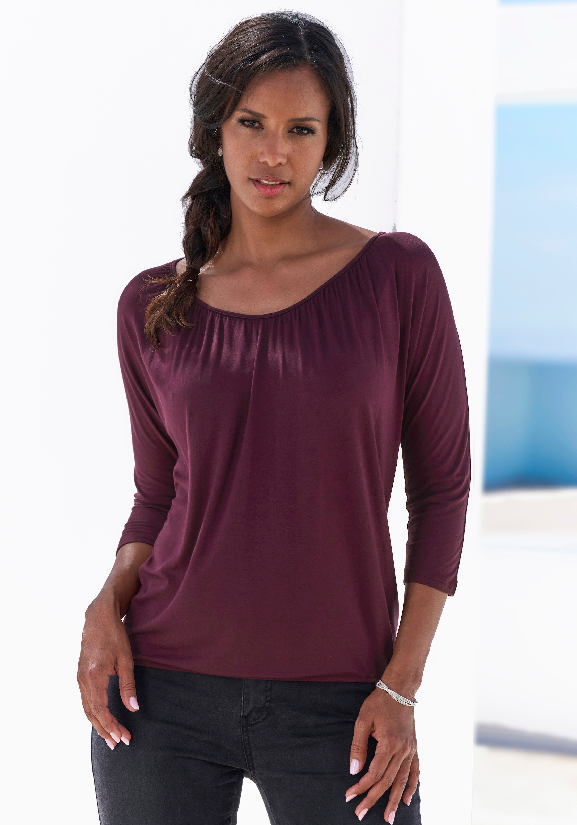 LASCANA 3/4-Arm-Shirt »mit zarter Raffung am Ausschnitt«, aus weichem Viskose-Stretch