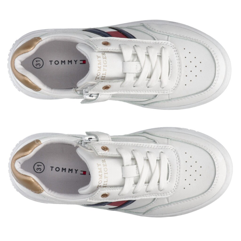 Tommy Hilfiger Sneaker »FLAG LOW CUT LACE-UP SNEAKER«, mit Metallic Einsatz, Freizeitschuh, Halbschuh, Schnürschuh