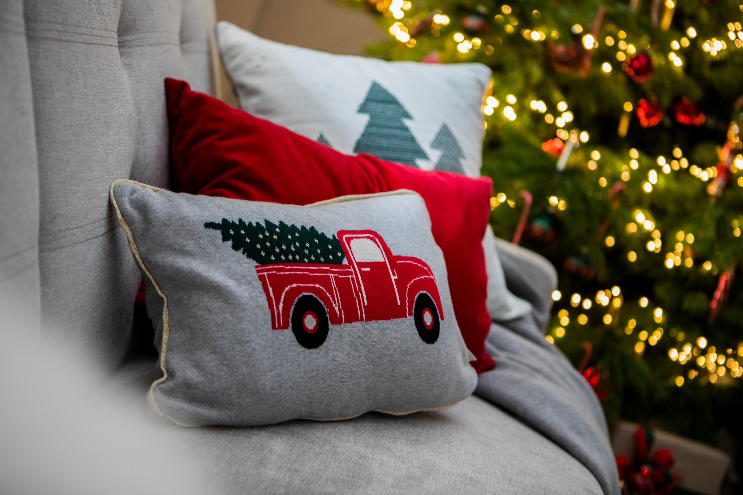 TOM TAILOR HOME Dekokissen »Christmascar«, online Kissenhülle gemustert, | Reissverschluss, ohne 1 Stück Jelmoli-Versand Füllung, kaufen