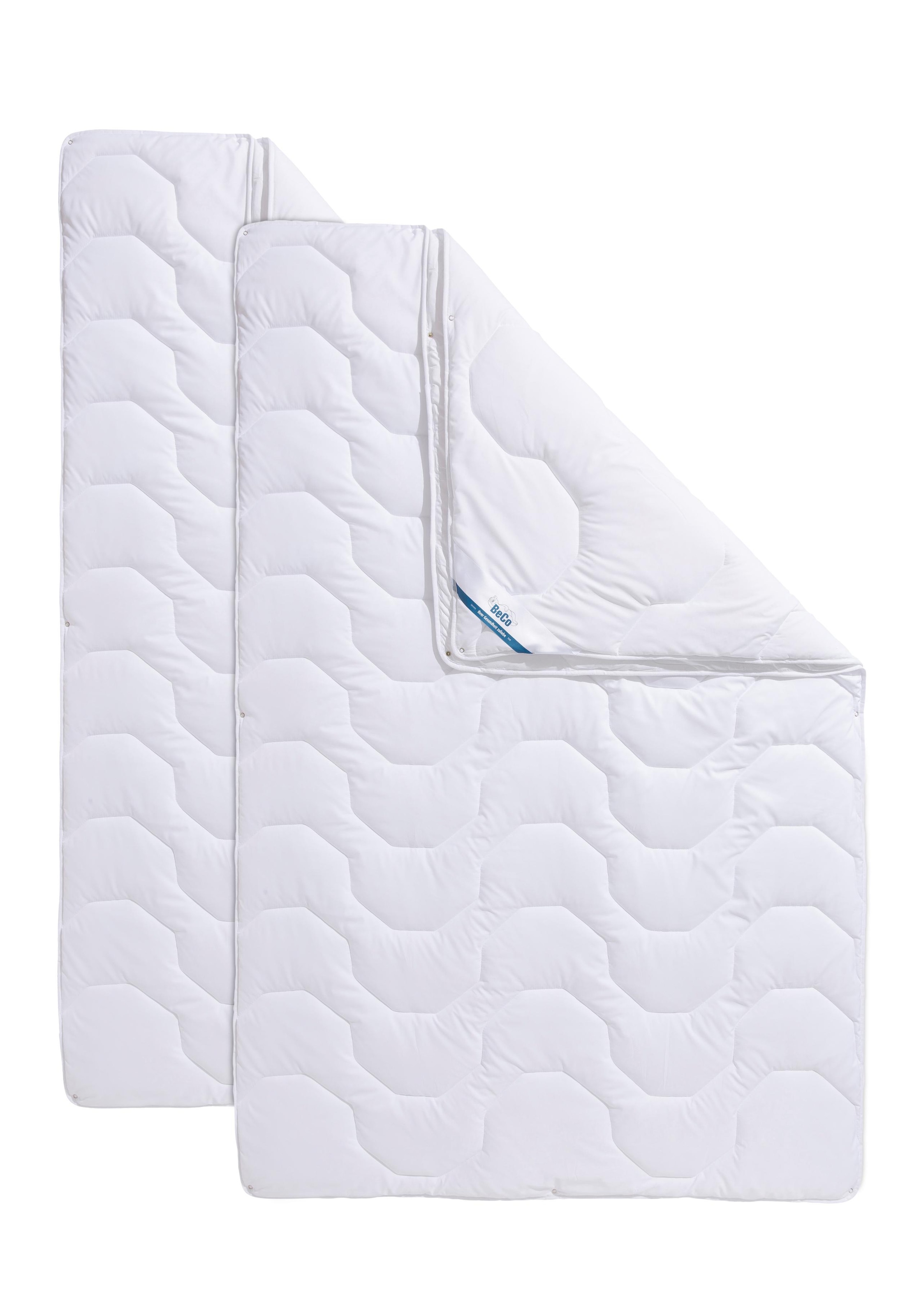 Beco Microfaserbettdecke »2 für 1, Bettdecken für Sommer und Winter, inkl. 1 Gratis-Leichtdecke«, 4-Jahreszeiten, Füllung Polyester, Bezug Polyester, (1 St.), Bettdecke 135x200 cm, 155x220 cm und weitere Grössen, Decke