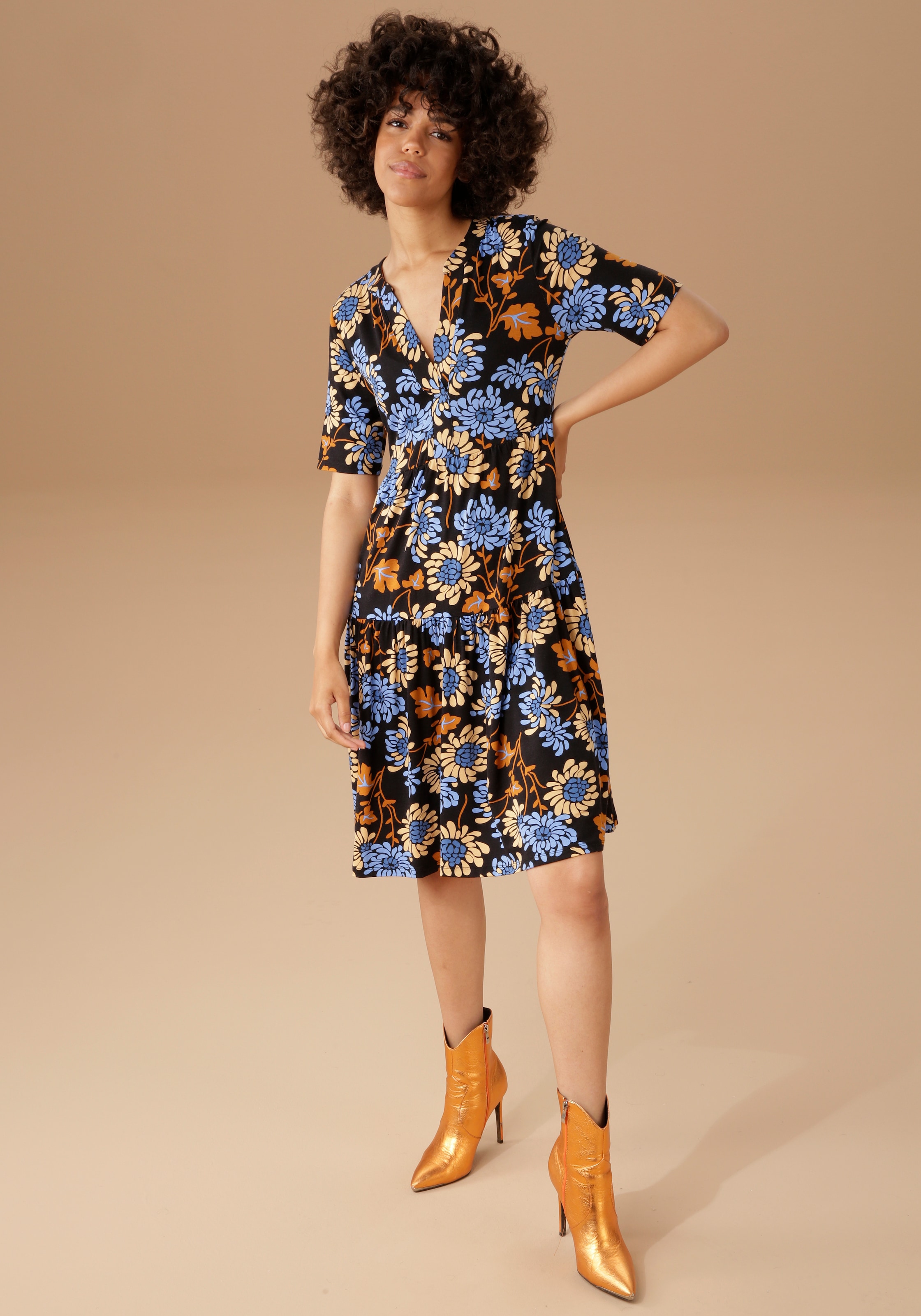 Aniston CASUAL Jerseykleid, mit online Jelmoli-Versand graphischem shoppen Blumendruck 