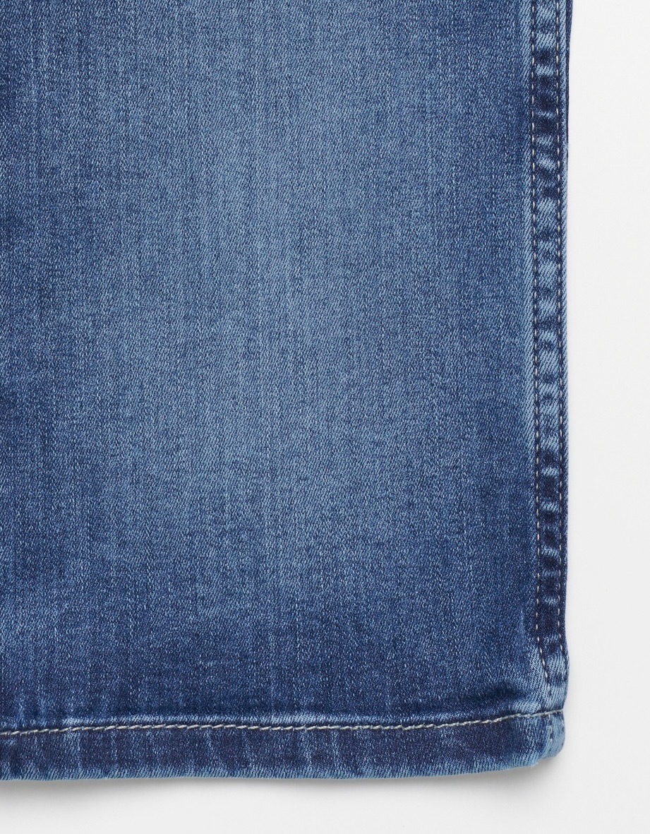 bugatti 5-Pocket-Jeans »Basic Essentials«, besonders bequem