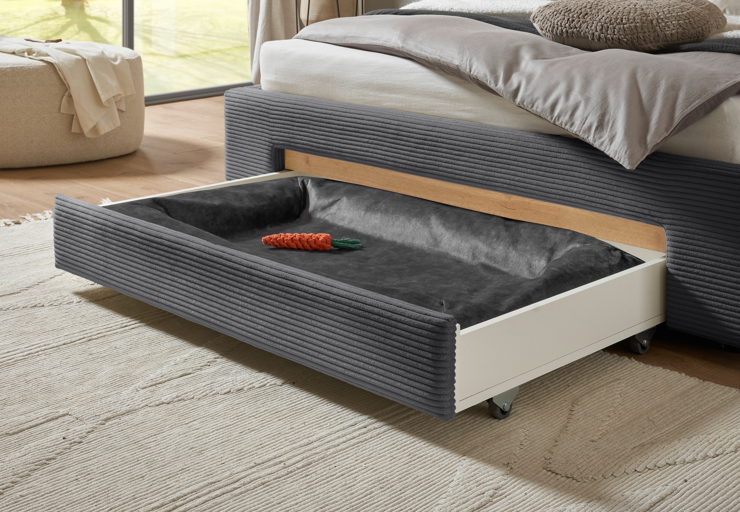INOSIGN Polsterbett »CiTY/GiRON, Bettgestell mit Bettkasten, gepolstertes Stauraumbett«, mit Hundebett oder Stauraumschublade, Bezug Cord-oder Leinenoptik