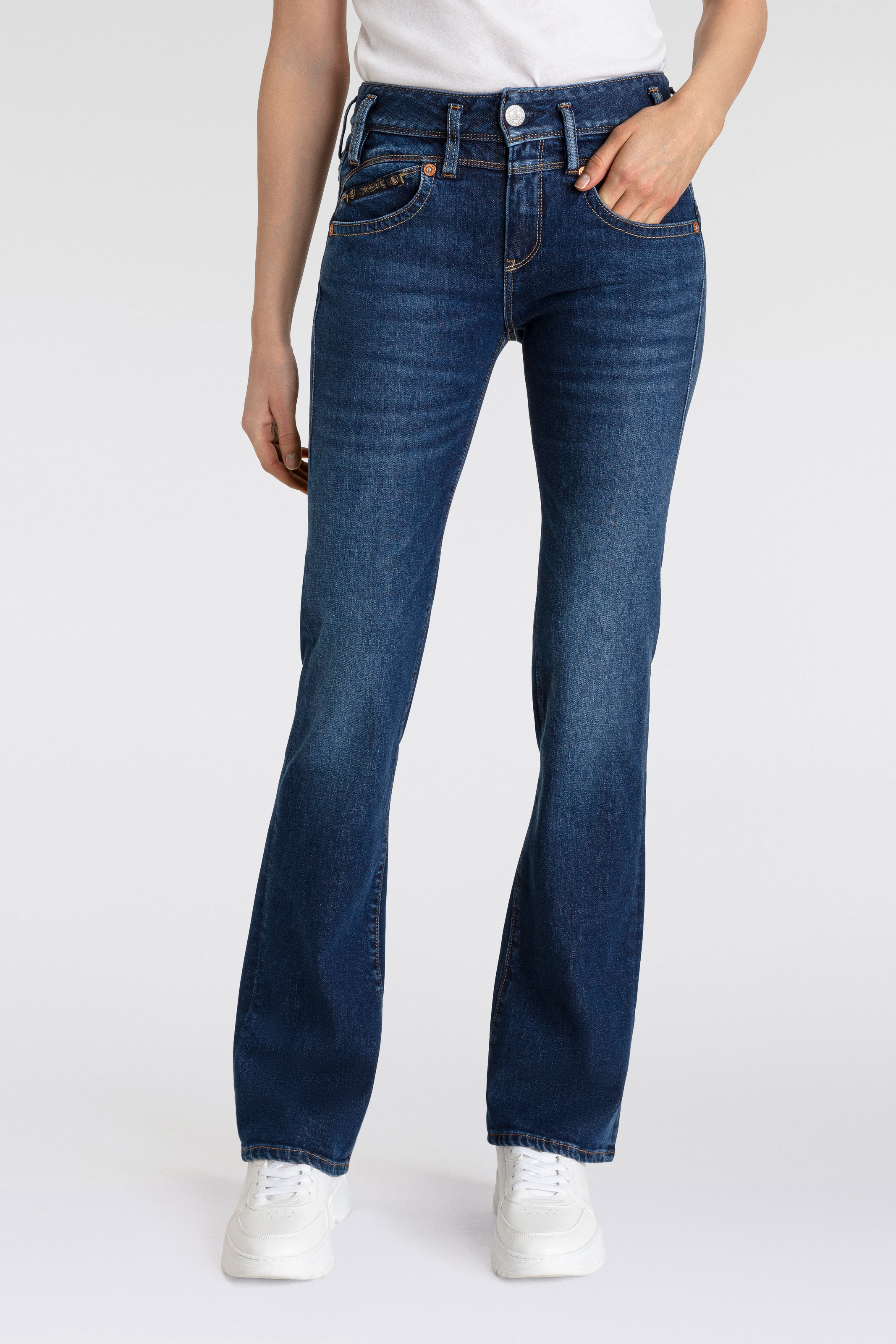 Herrlicher Bootcut-Jeans »Pearl Boot Denim« mit markantem Bund