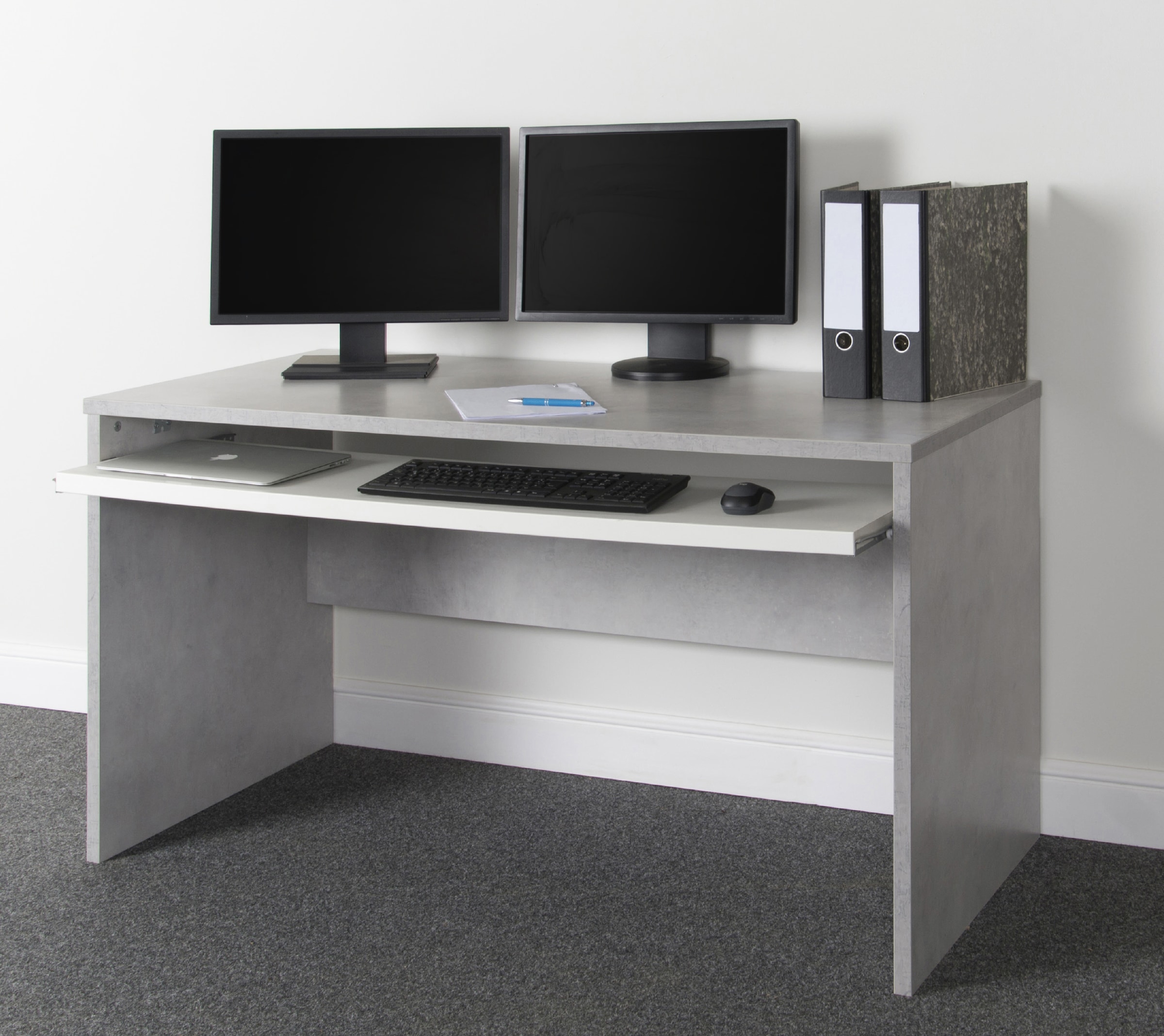VOGL Möbelfabrik Schreibtisch »Barrie mit 2-farbigem Tastaturauszug«, in 2 Breiten, 2,5 cm Tischplattenstärke, Made in Germany
