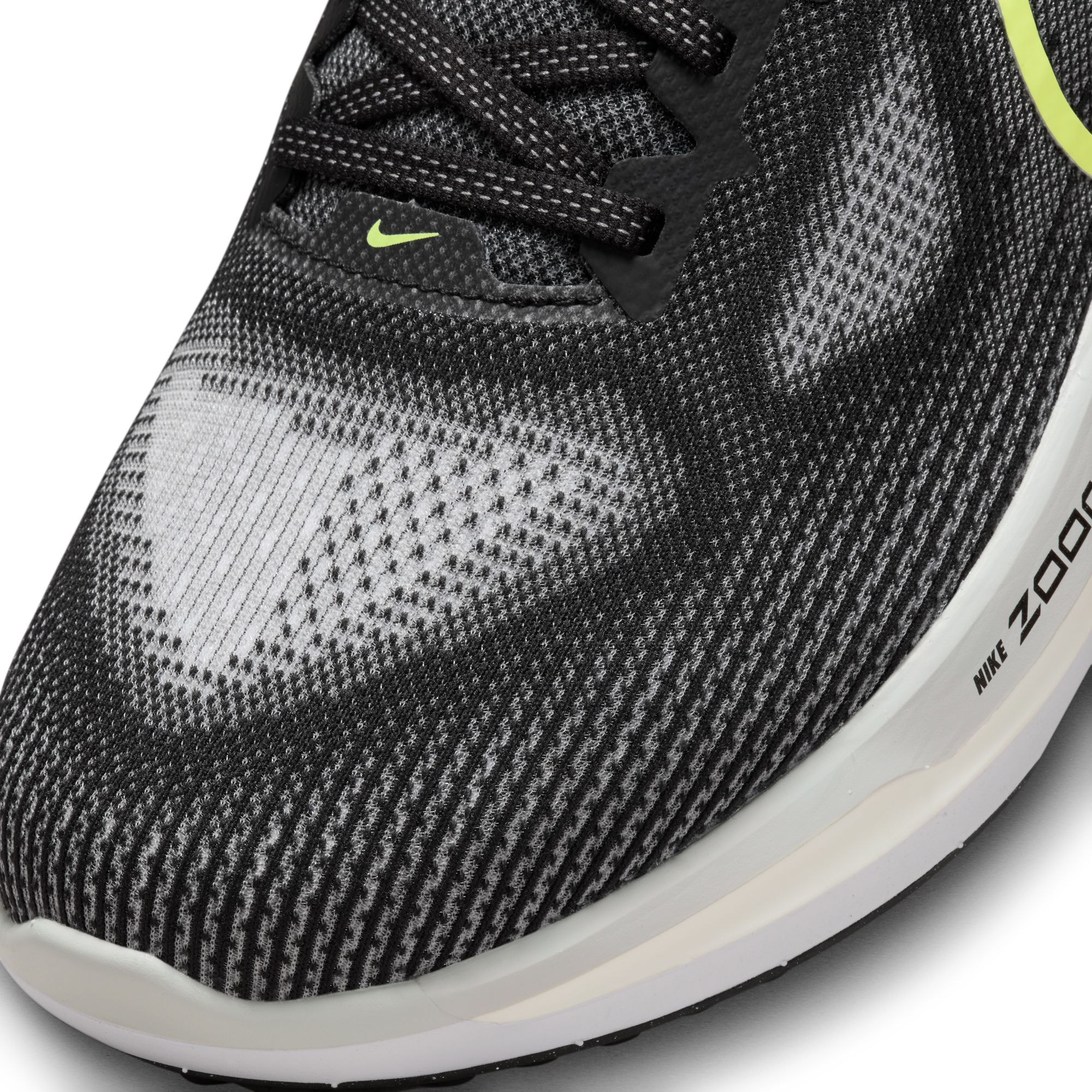 Nike Laufschuh »VOMERO 17«