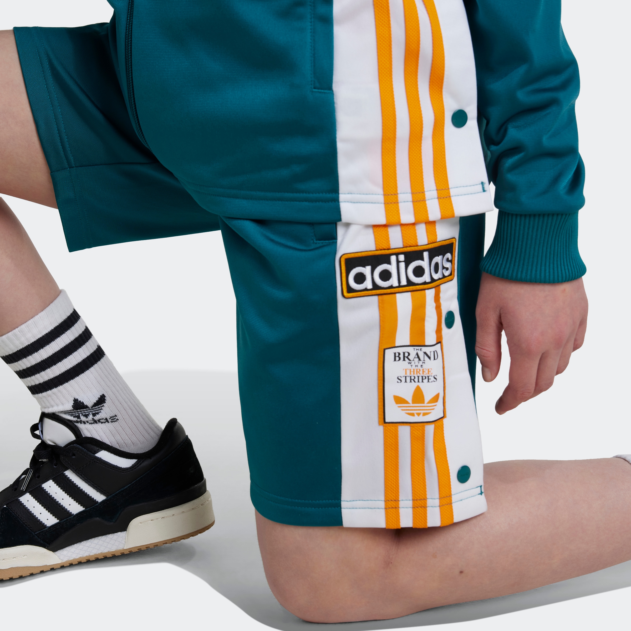 adidas Originals Shorts »SHORTS«, (1 tlg.)